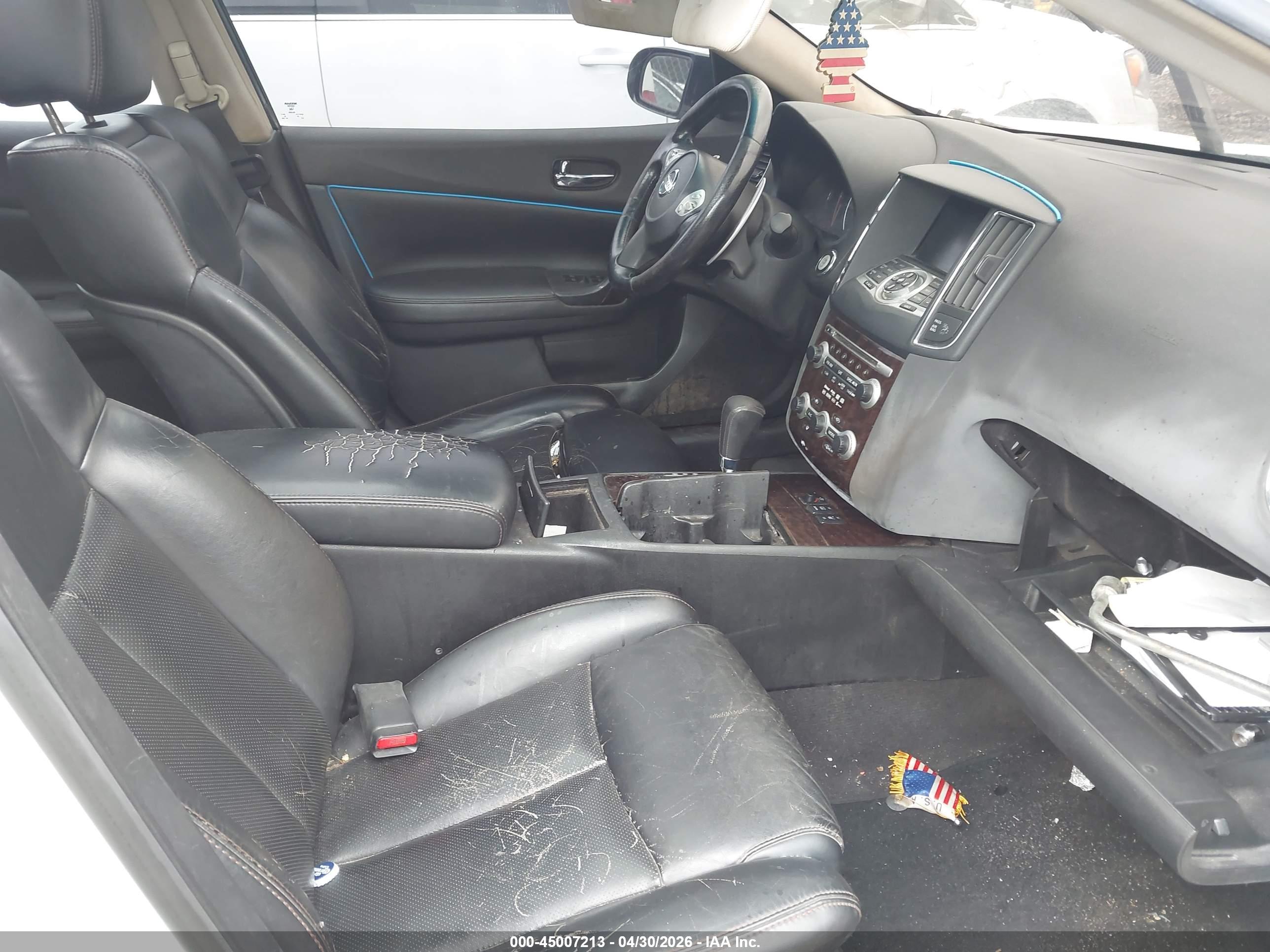 NISSAN MAXIMA image 5