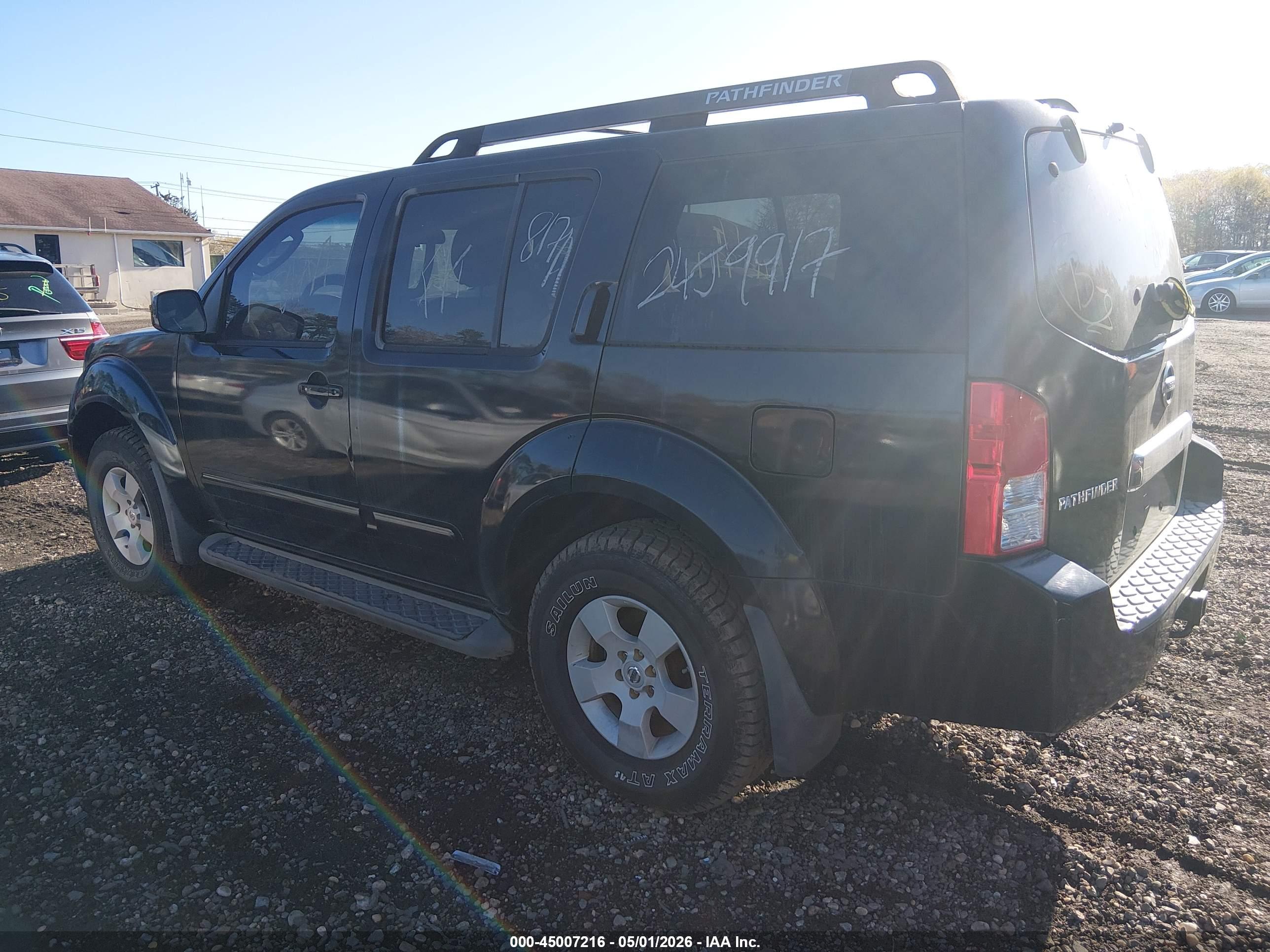 NISSAN PATHFINDER image 3