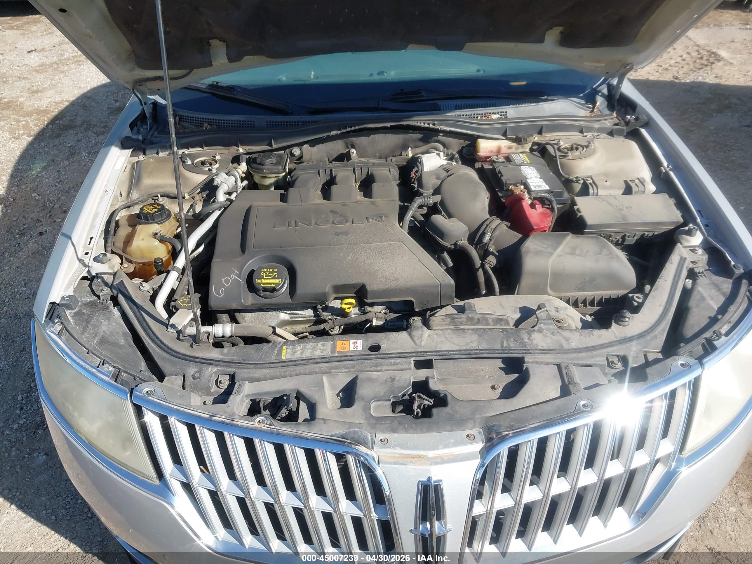LINCOLN MKZ image 10