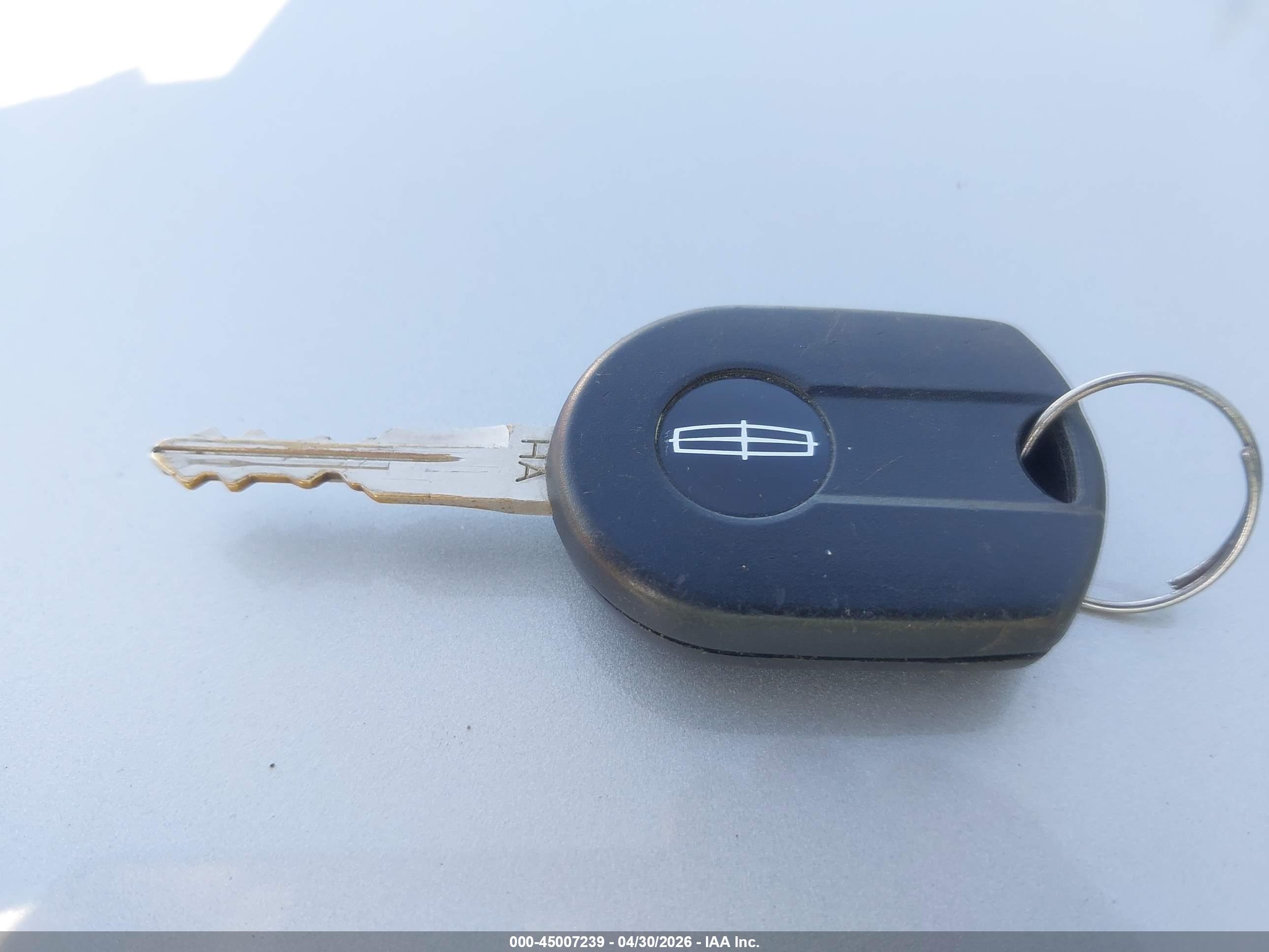 LINCOLN MKZ image 11