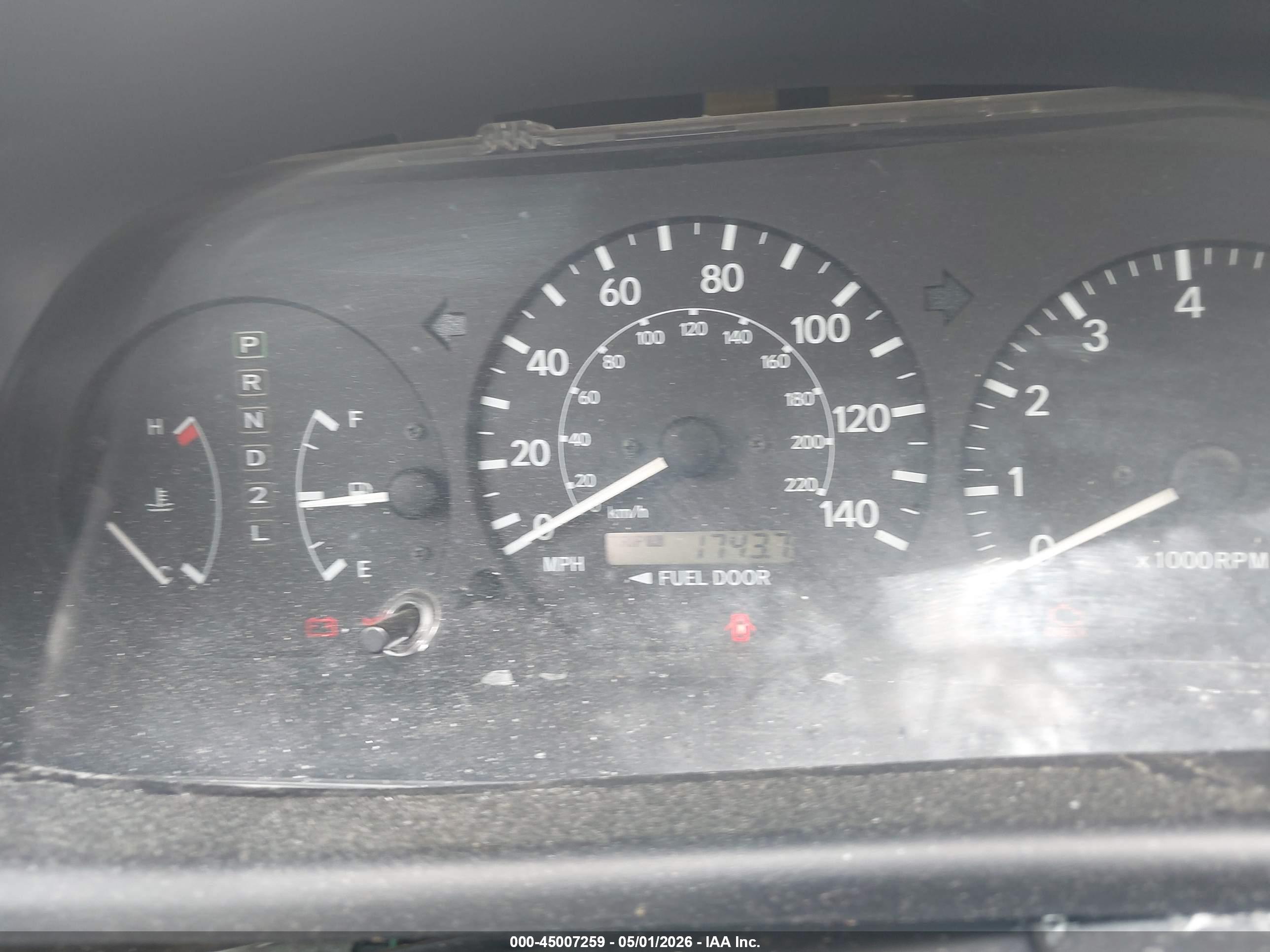 TOYOTA CAMRY image 7