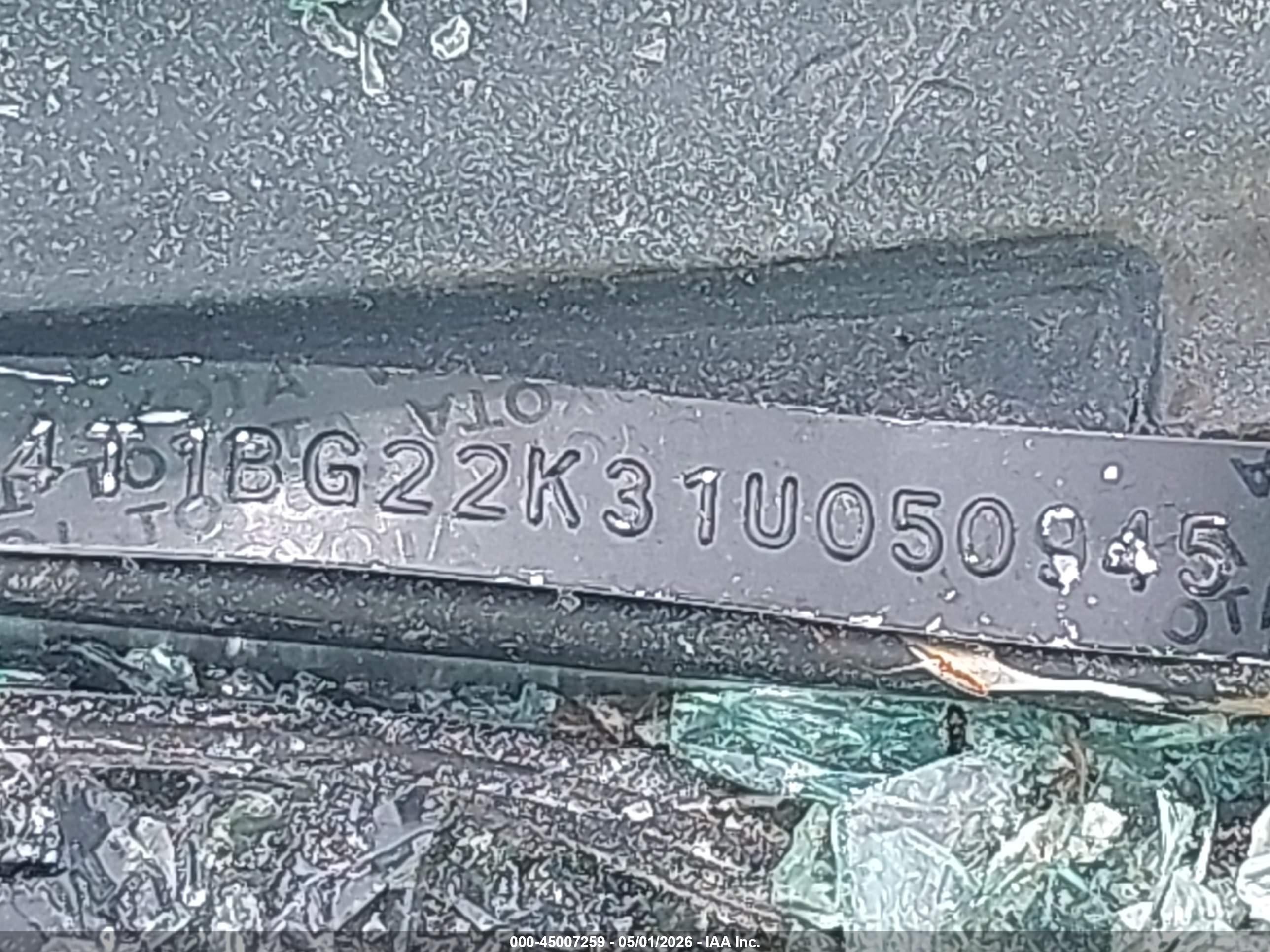 TOYOTA CAMRY image 9