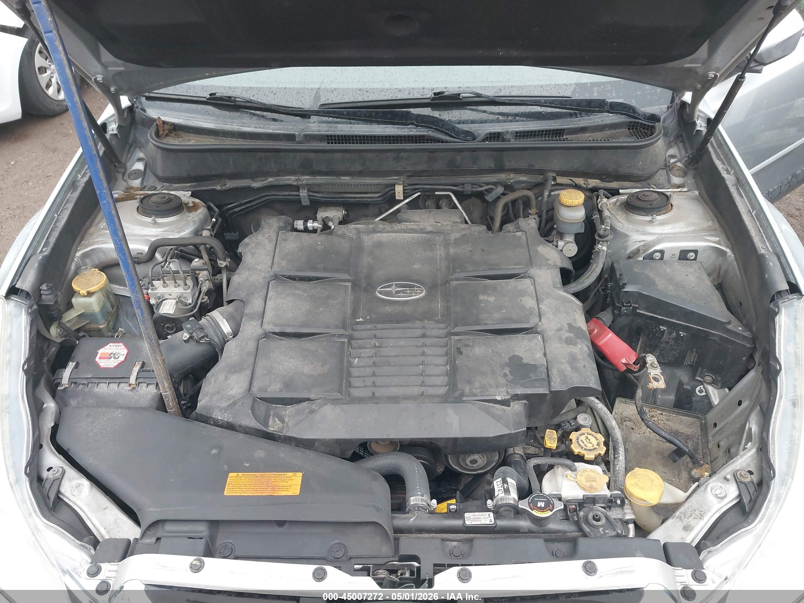 SUBARU OUTBACK image 10