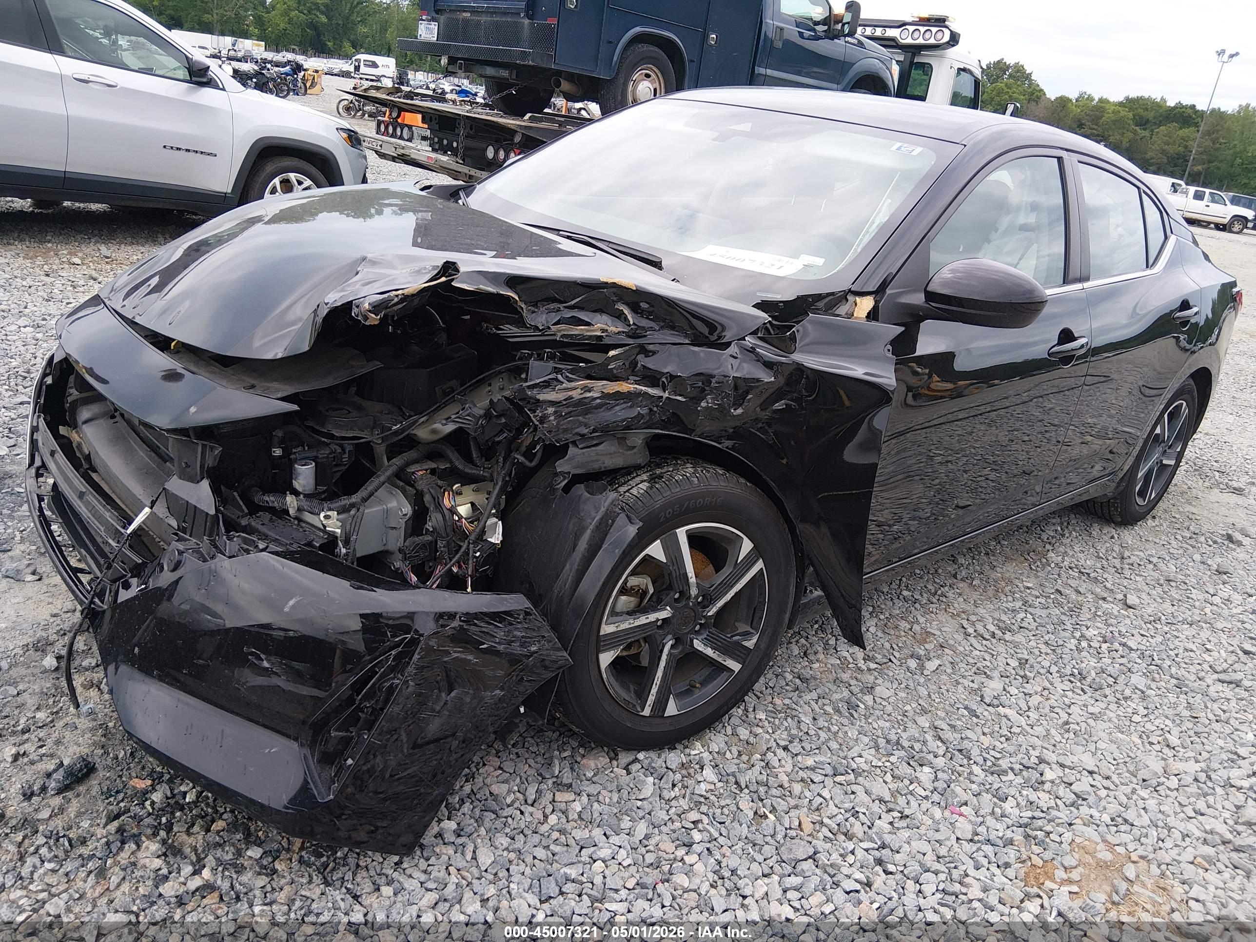 NISSAN SENTRA image 2