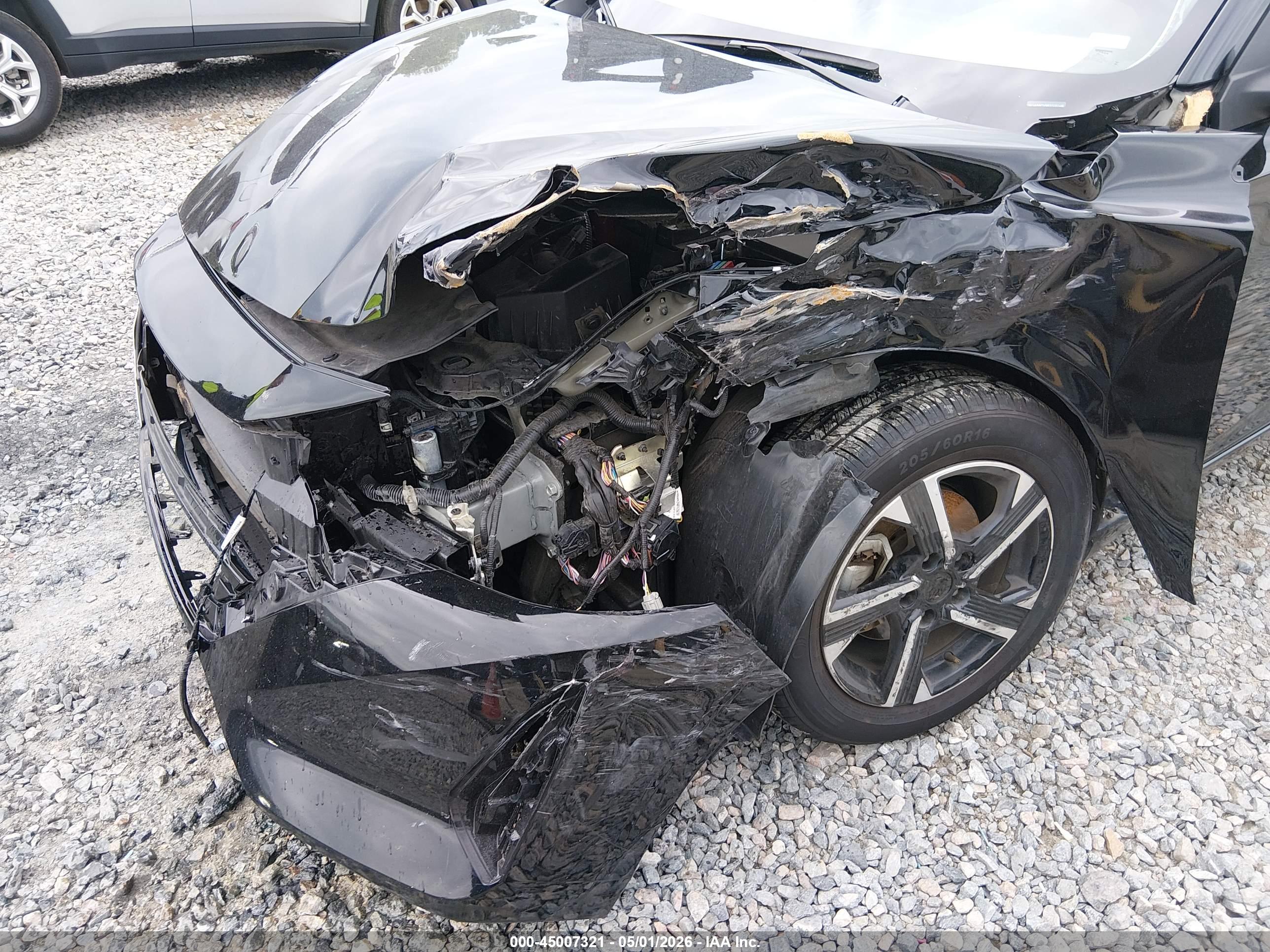 NISSAN SENTRA image 6