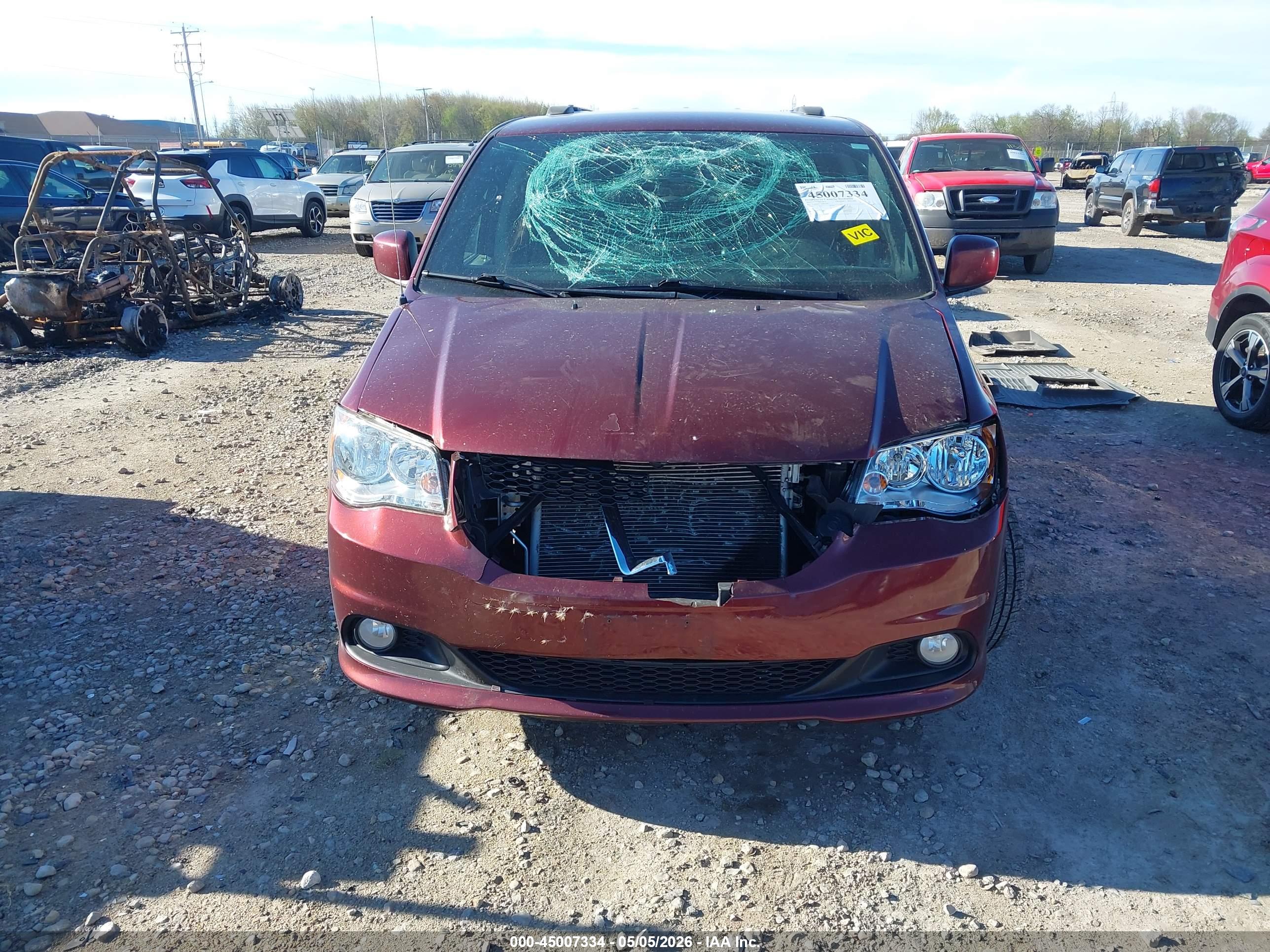 DODGE GRAND image 6