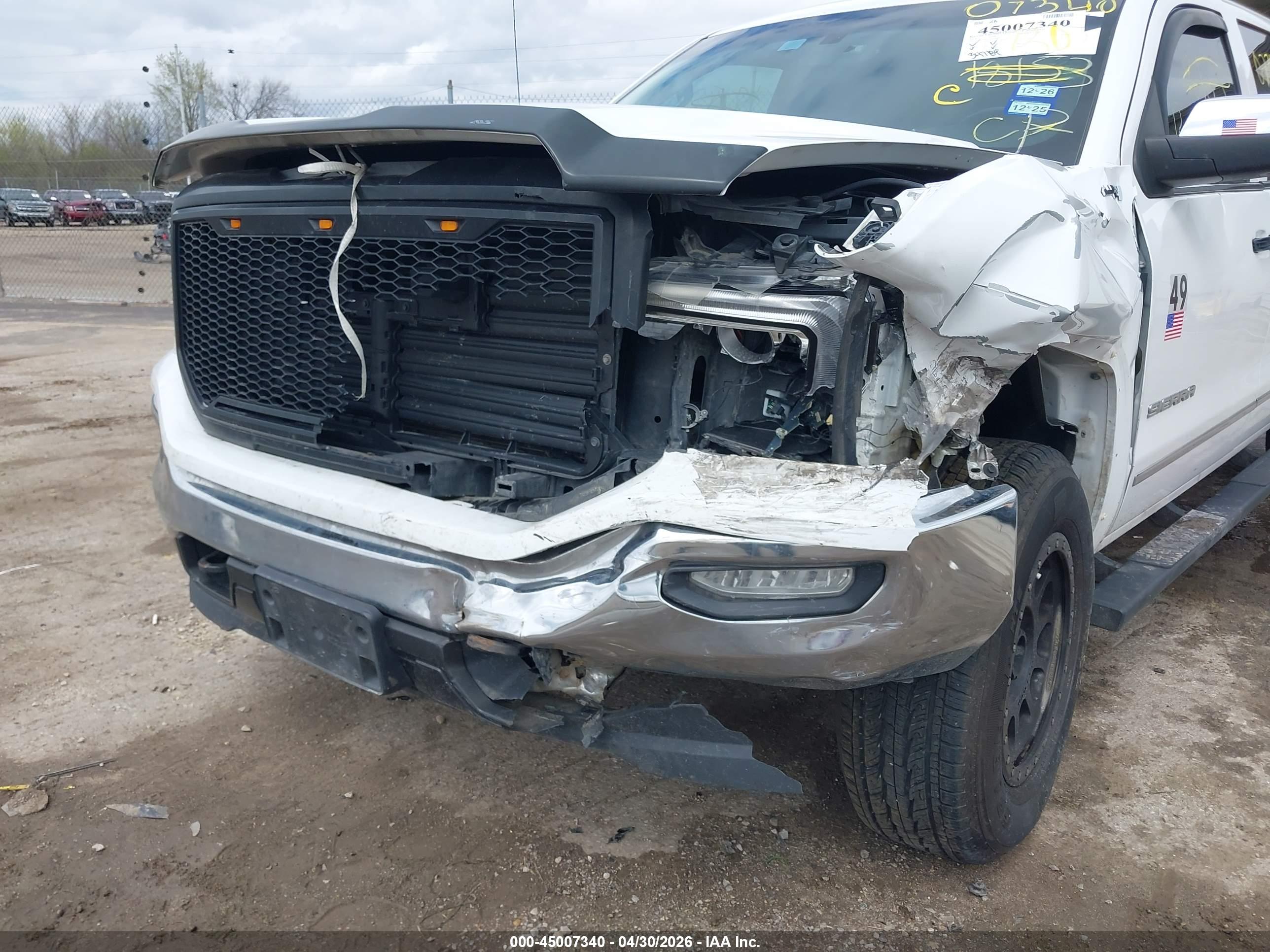 GMC SIERRA image 6