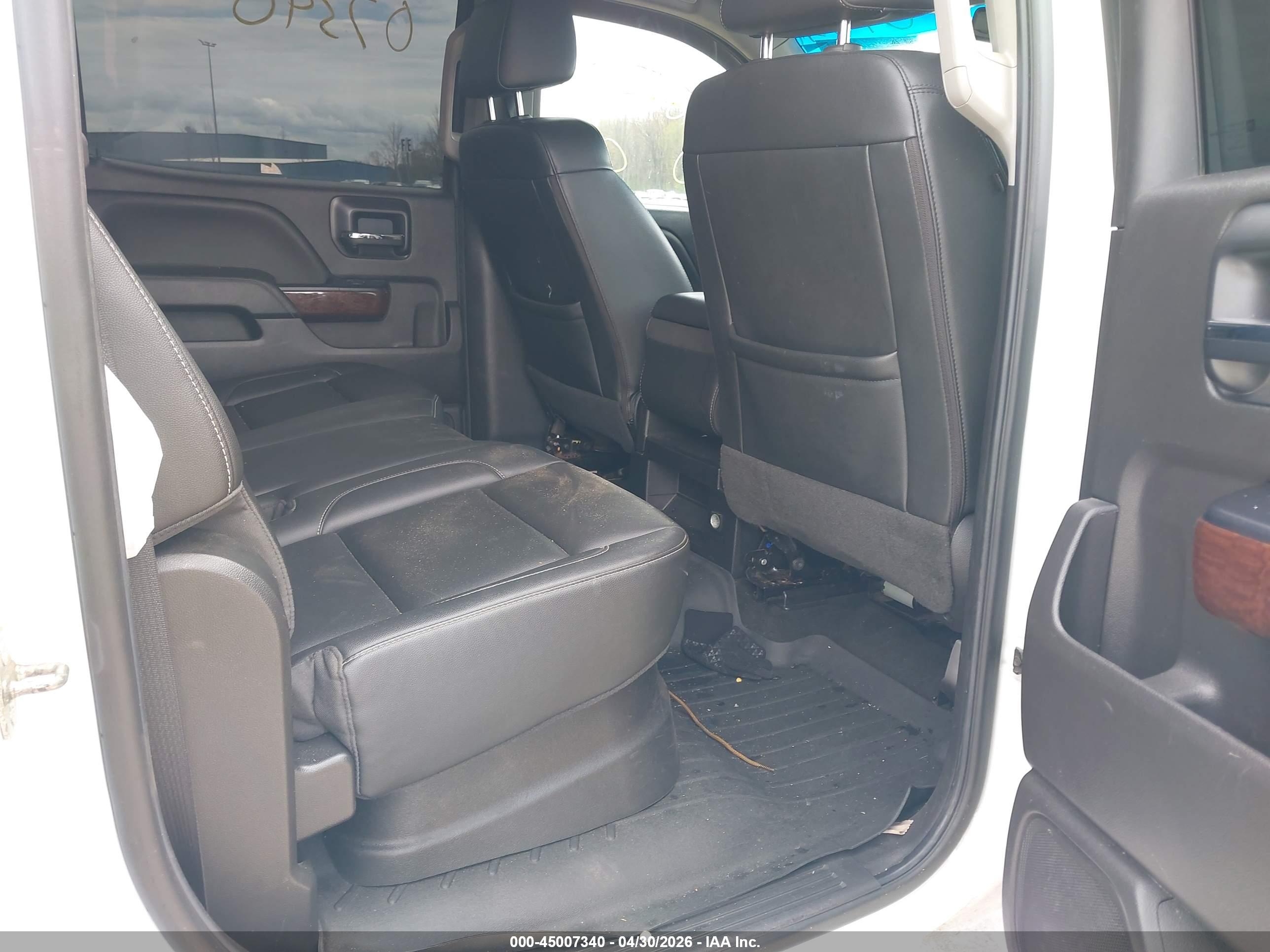 GMC SIERRA image 8
