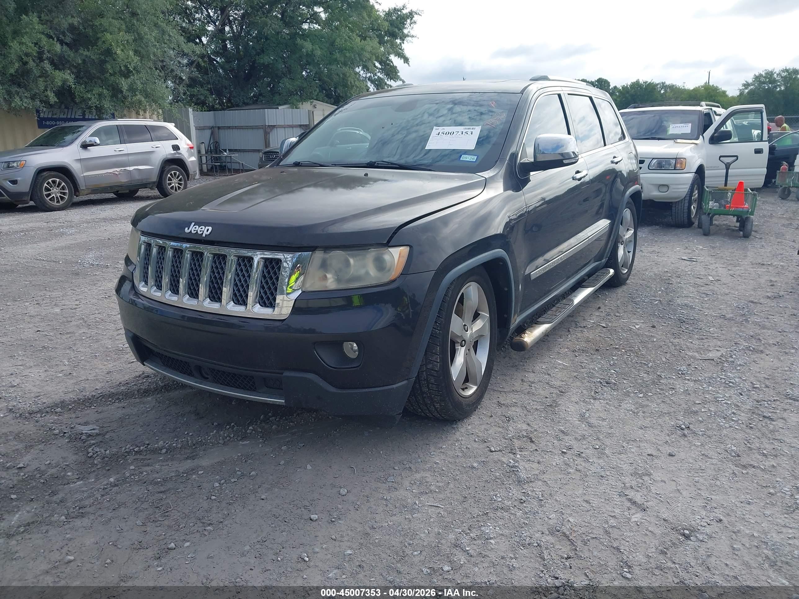 JEEP GRAND image 2