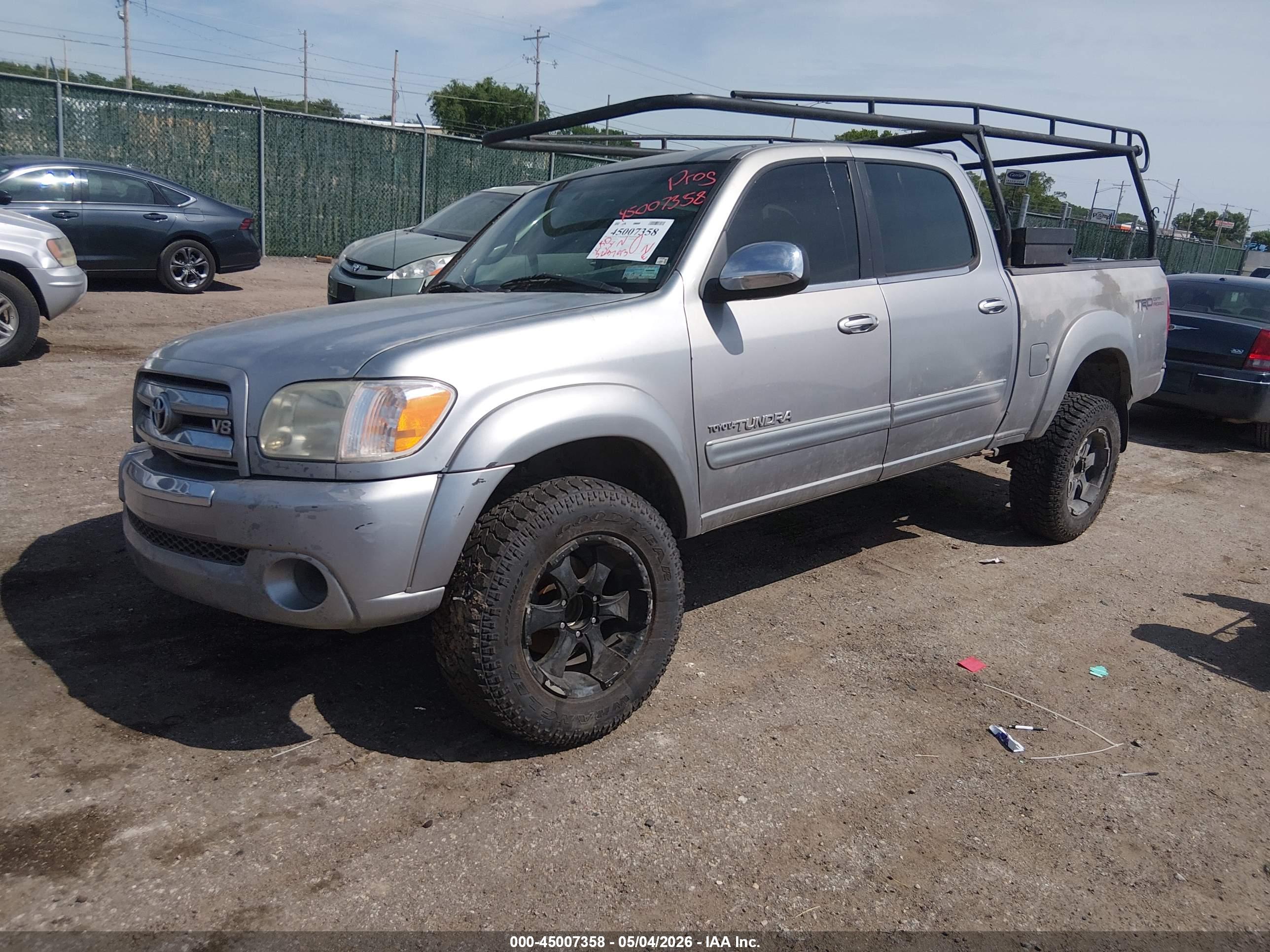 TOYOTA TUNDRA image 2