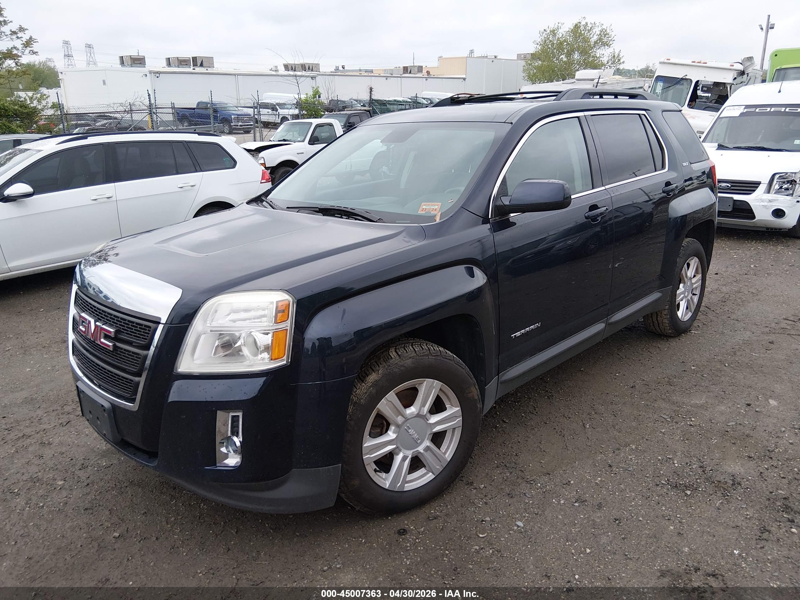 GMC TERRAIN image 2