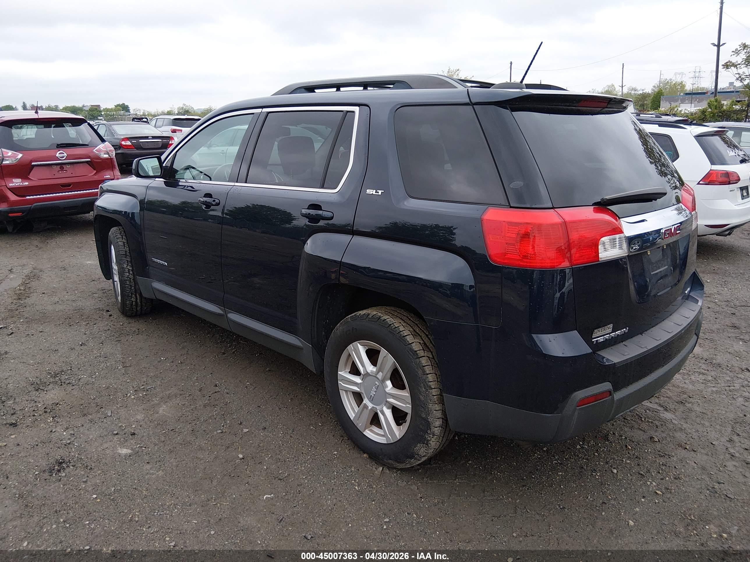 GMC TERRAIN image 3