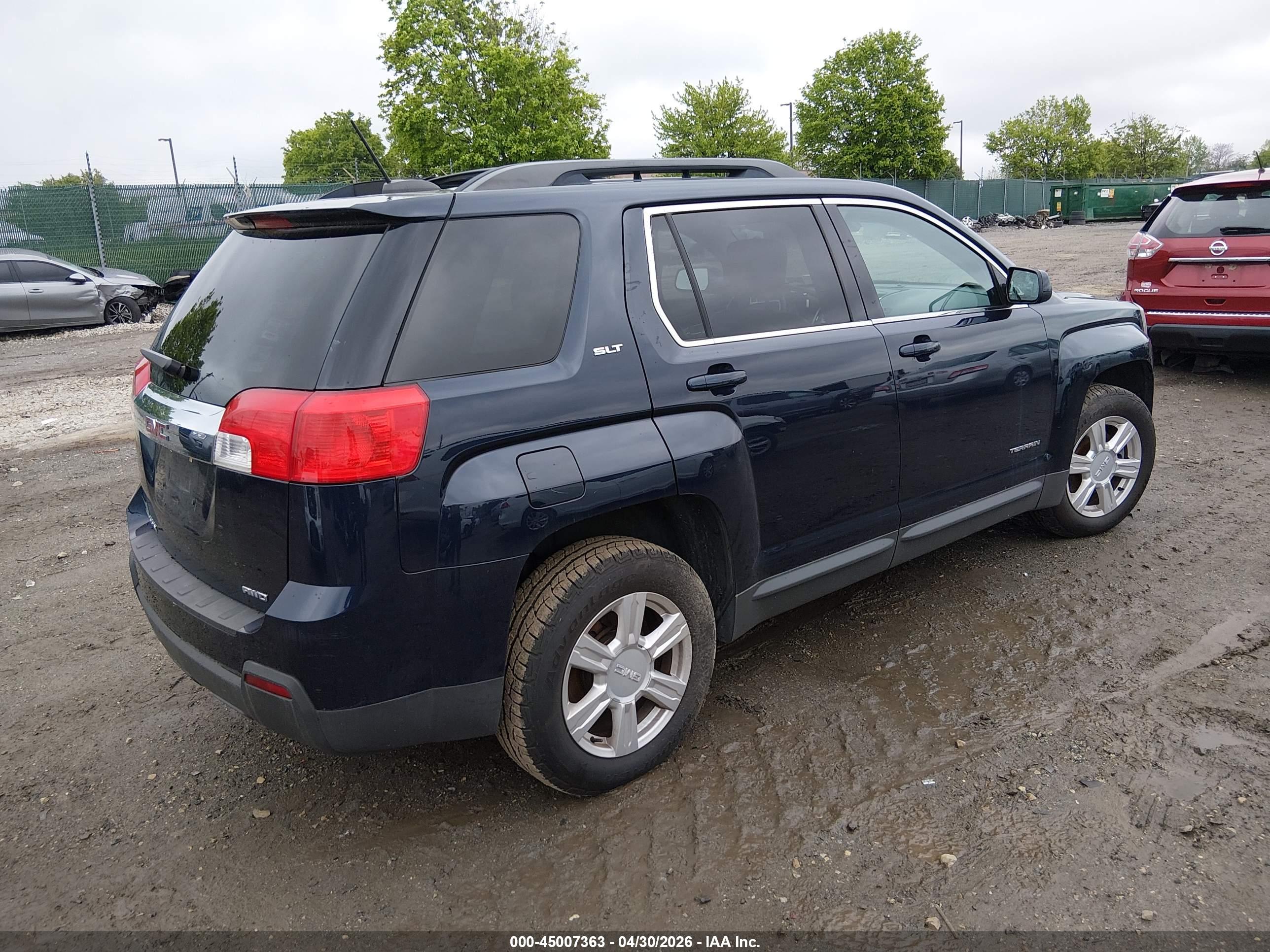 GMC TERRAIN image 4