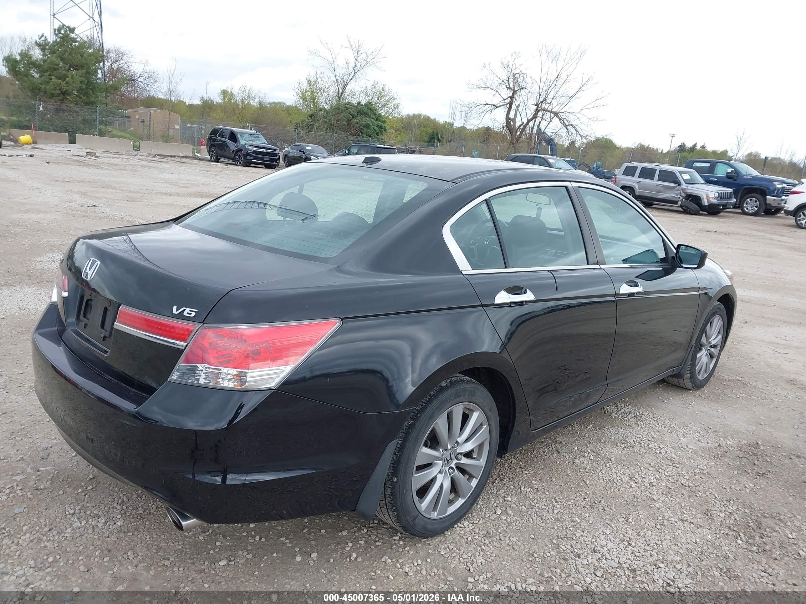 HONDA ACCORD image 4