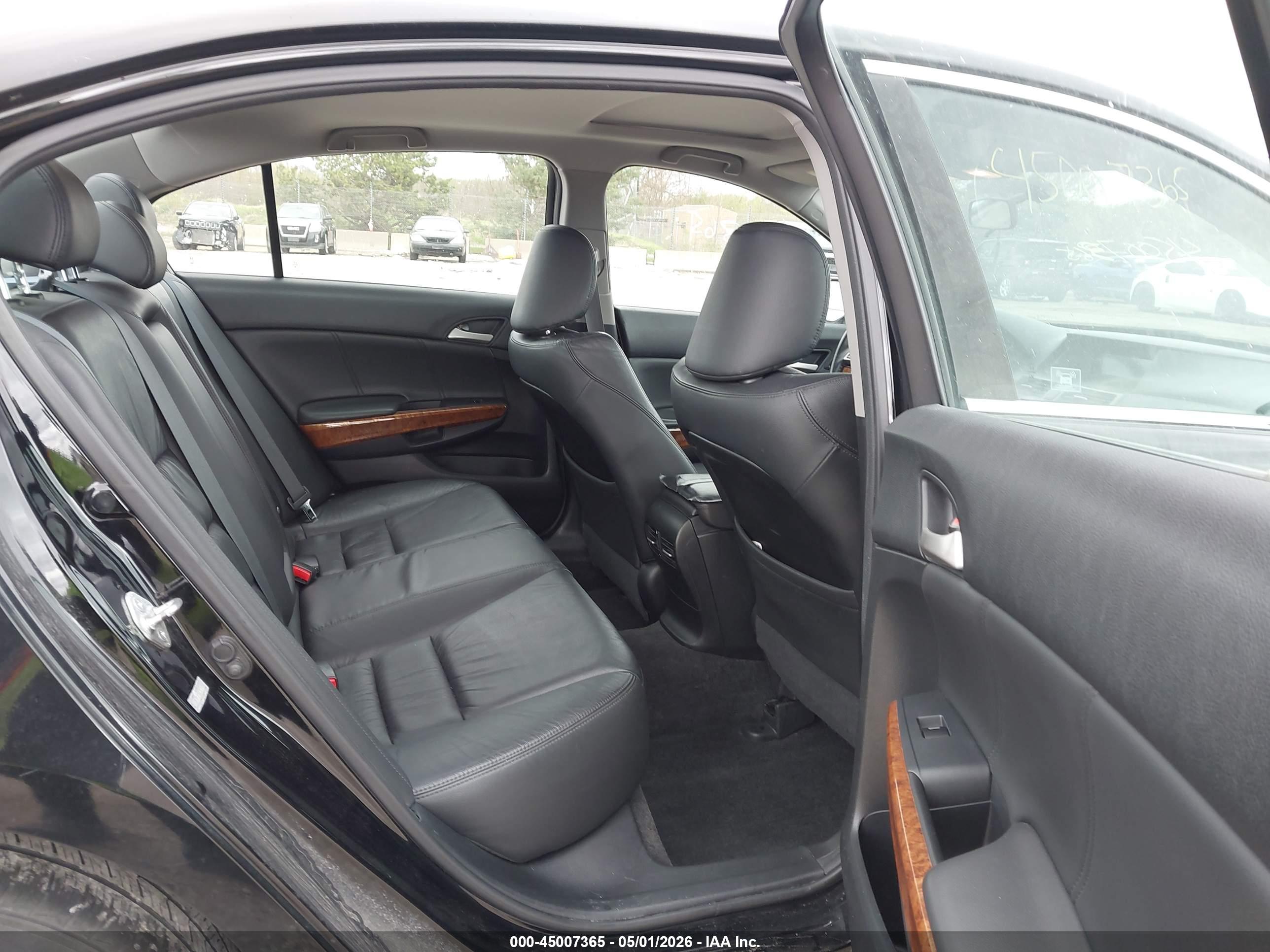 HONDA ACCORD image 8