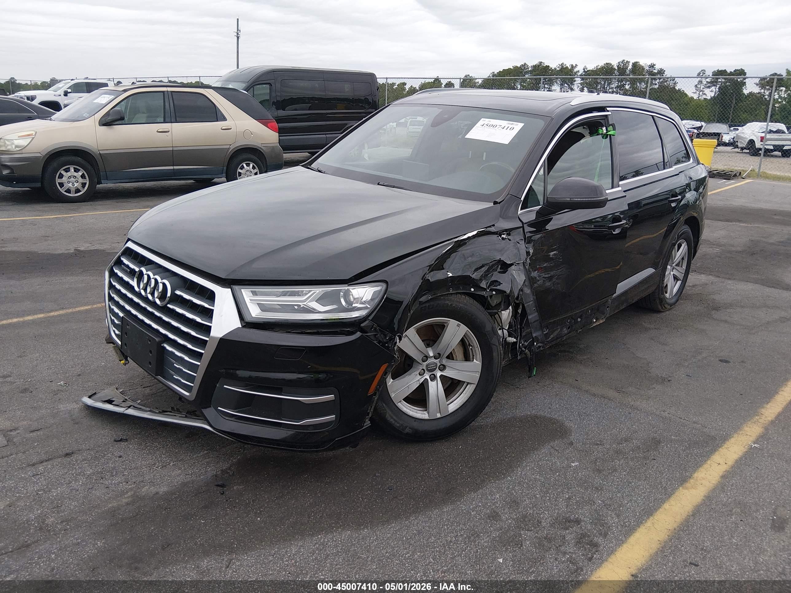 AUDI Q7 image 2