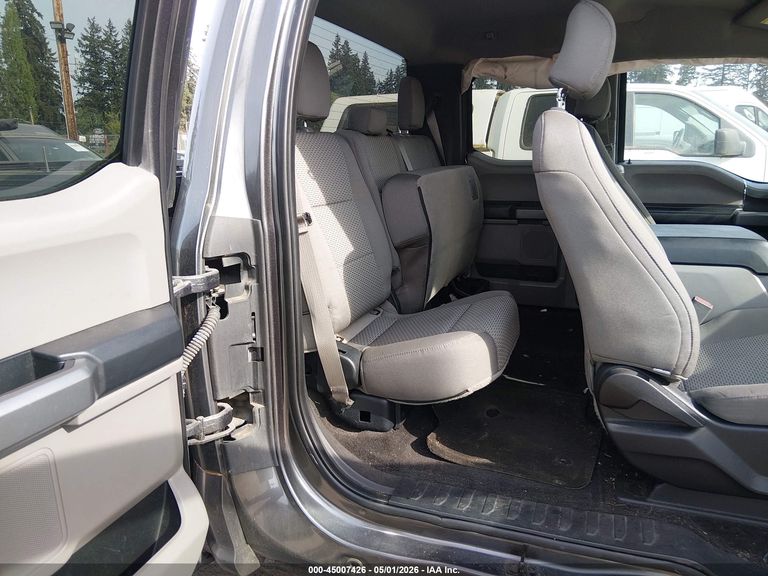 FORD F-150 image 8