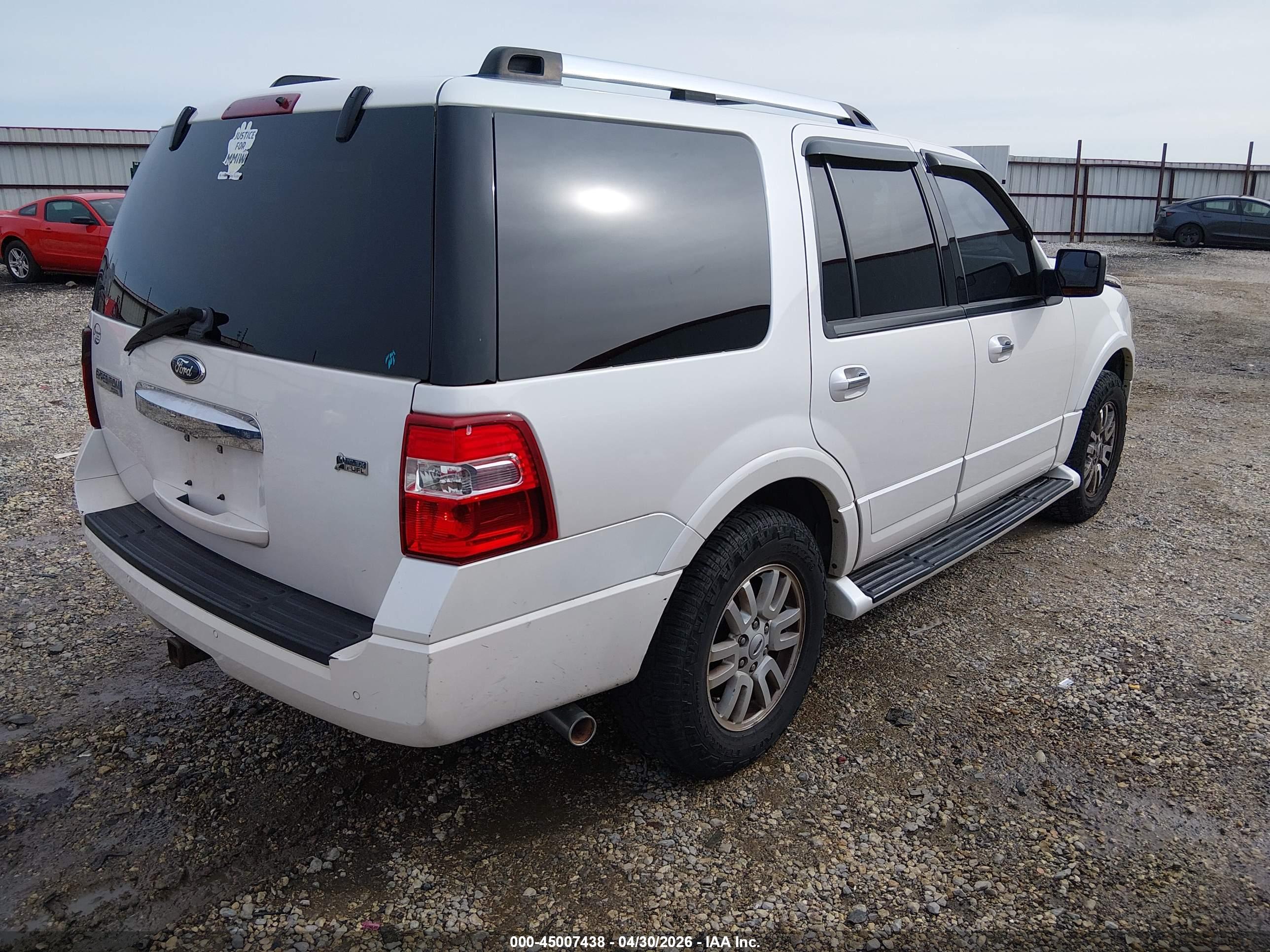 FORD EXPEDITION image 4