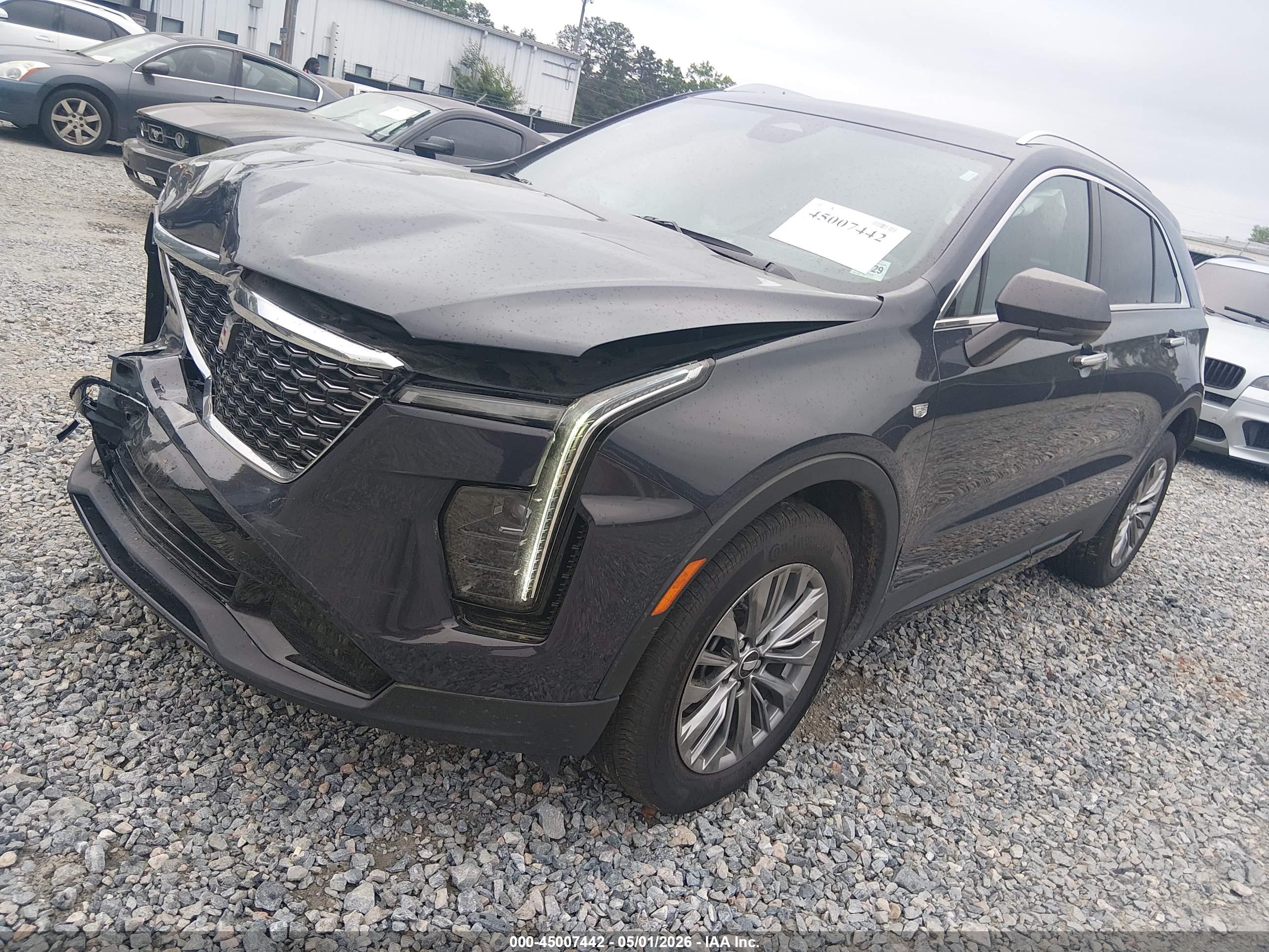 CADILLAC XT4 image 2