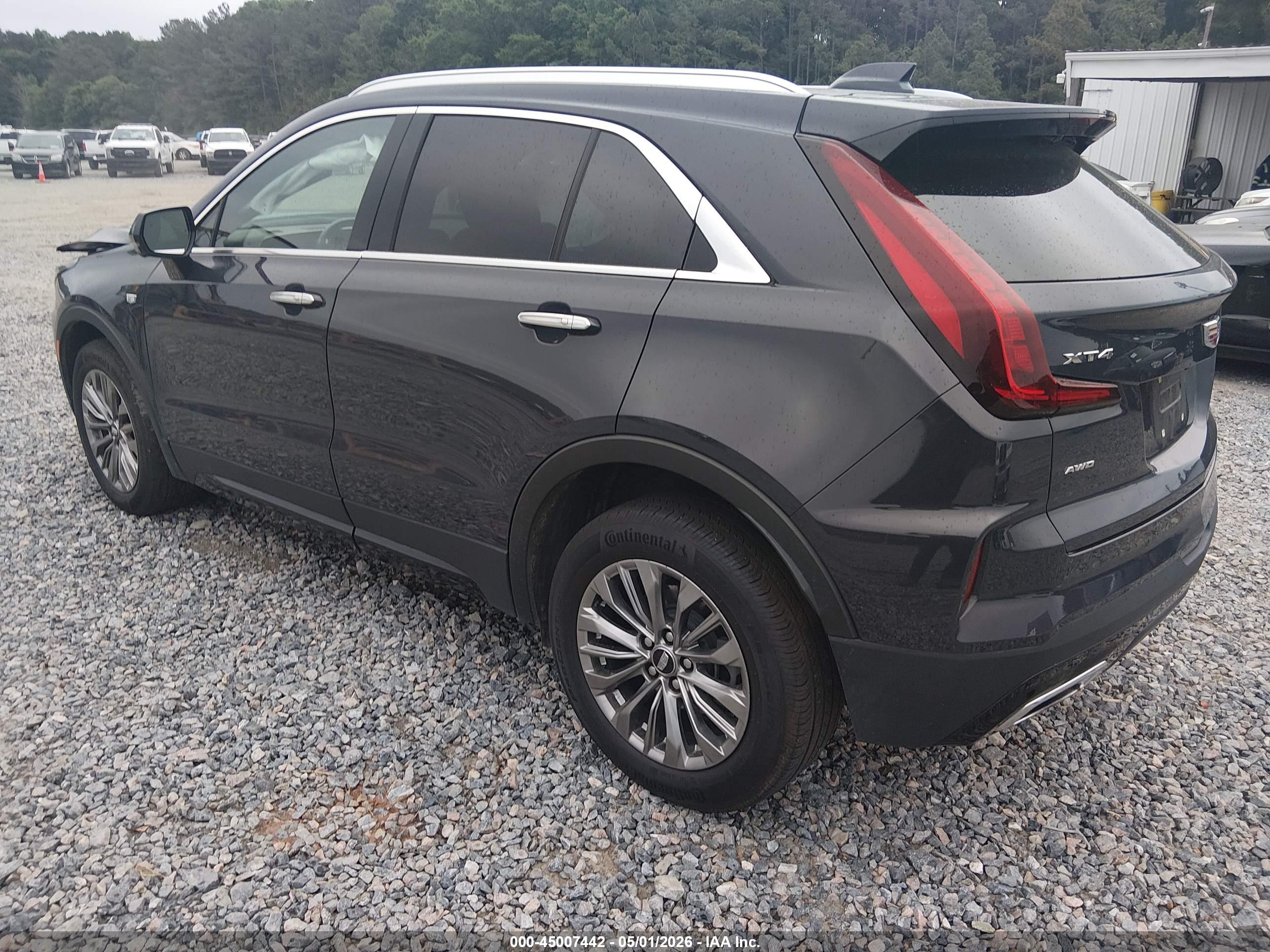 CADILLAC XT4 image 3