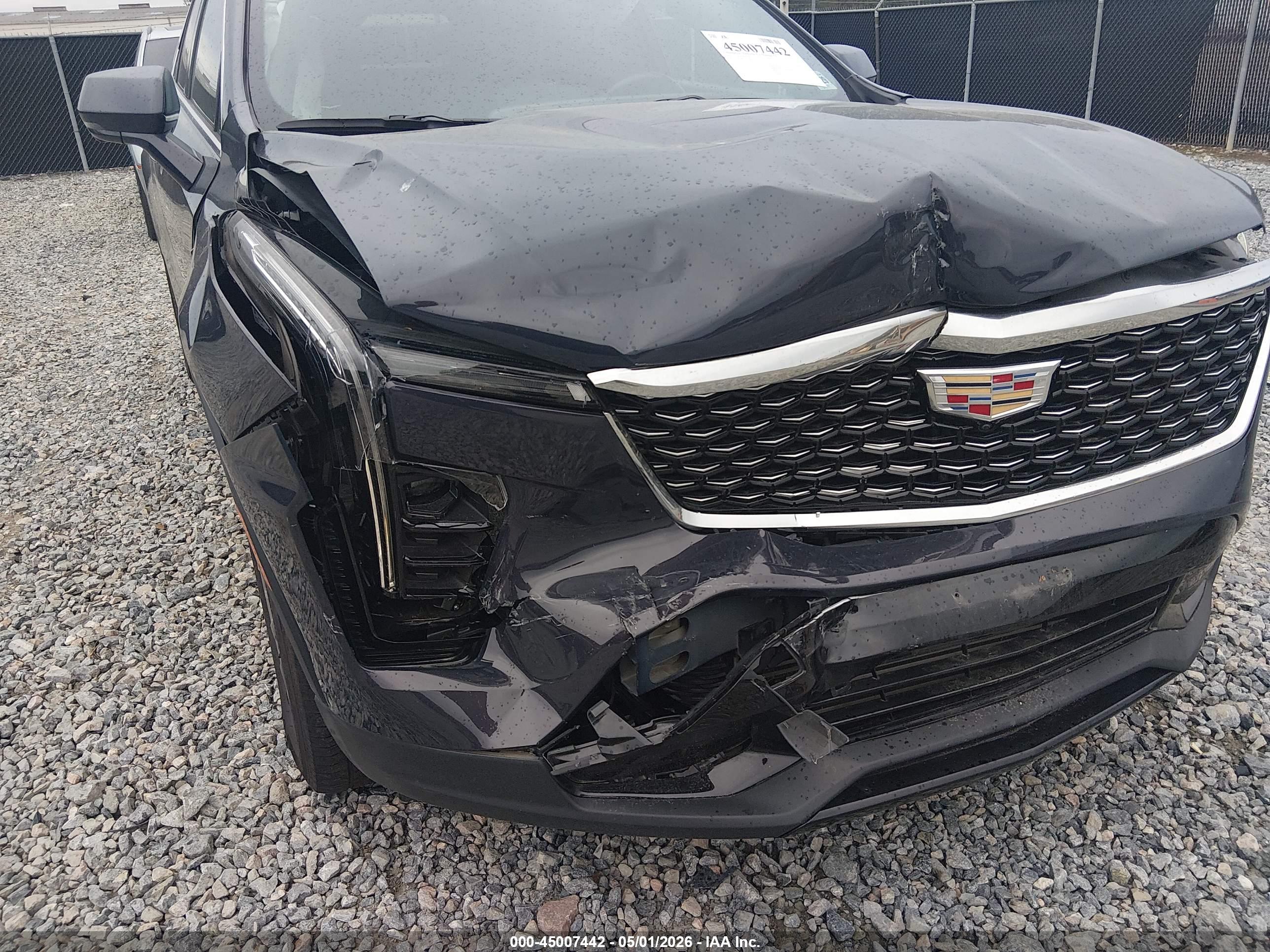 CADILLAC XT4 image 6