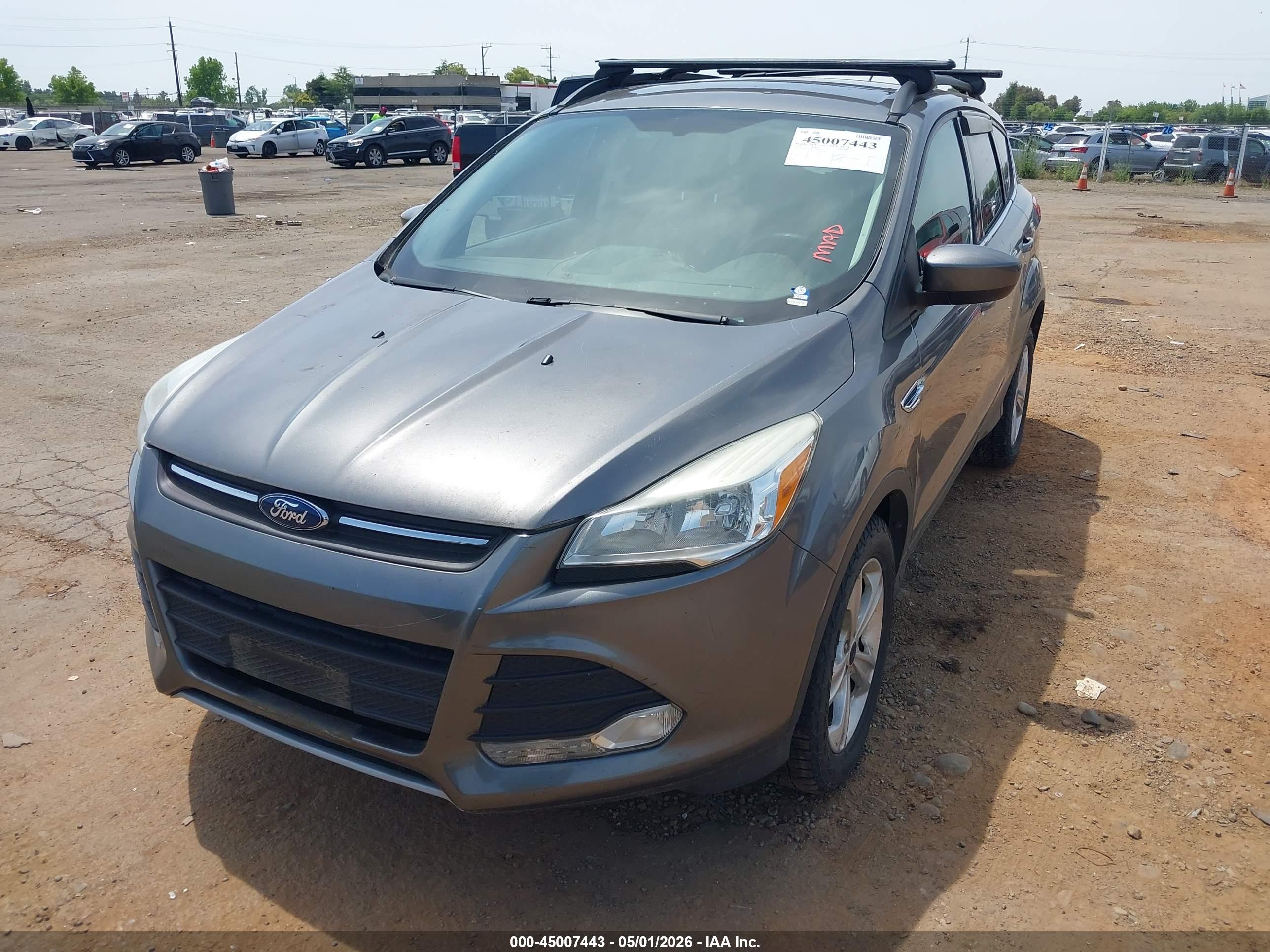 FORD ESCAPE image 2