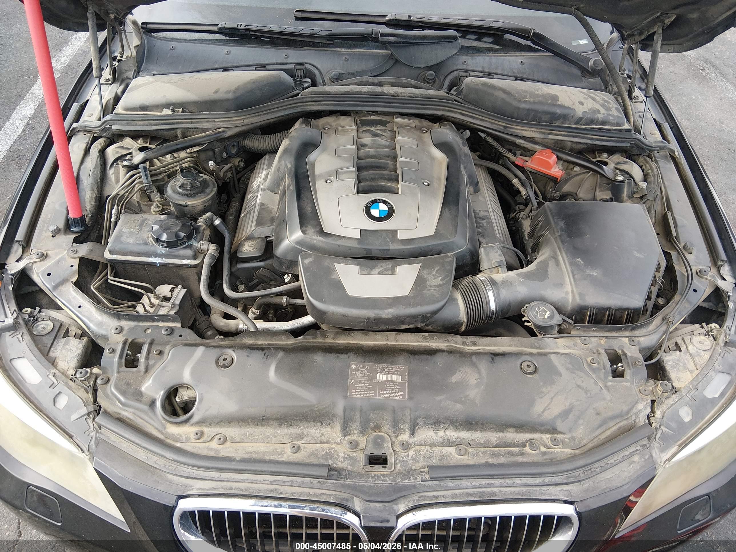 BMW 550I image 10