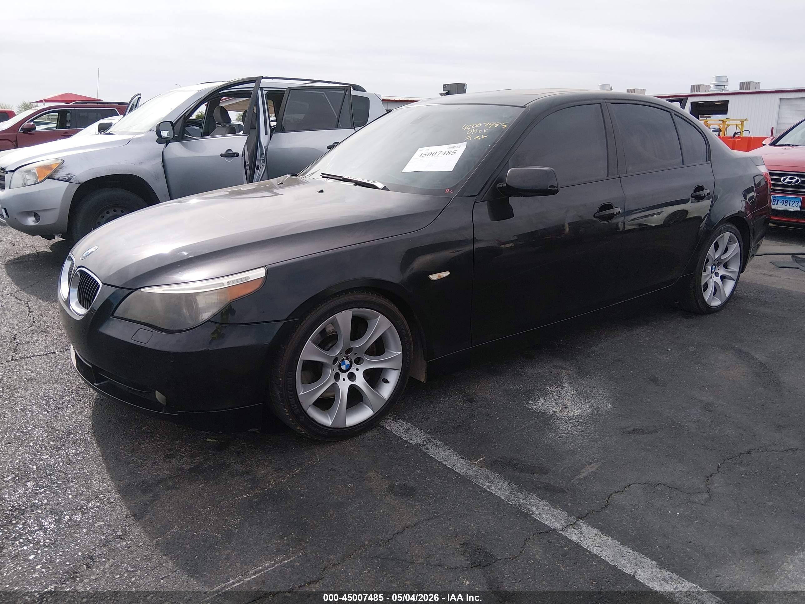 BMW 550I image 2