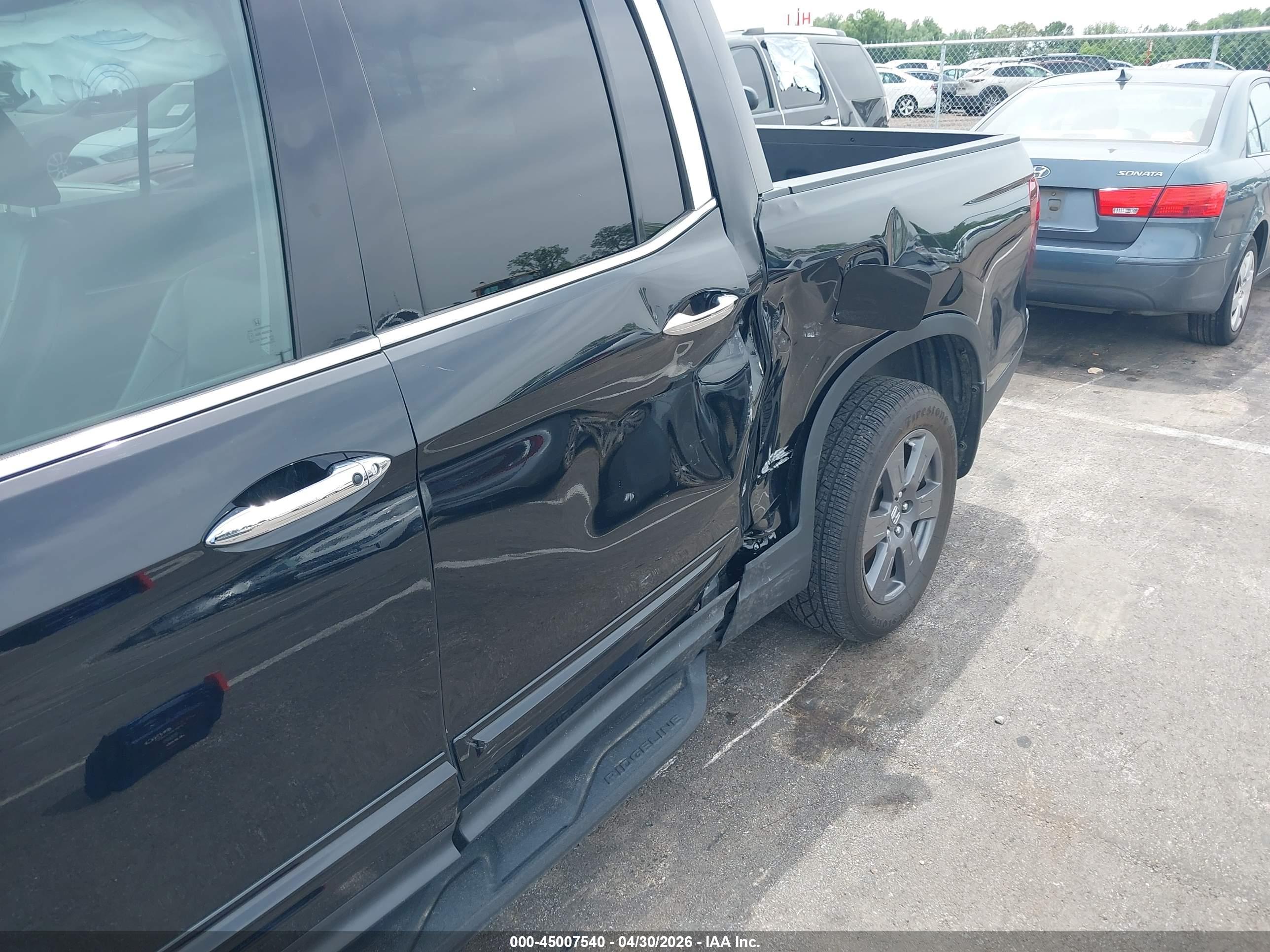 HONDA RIDGELINE image 6