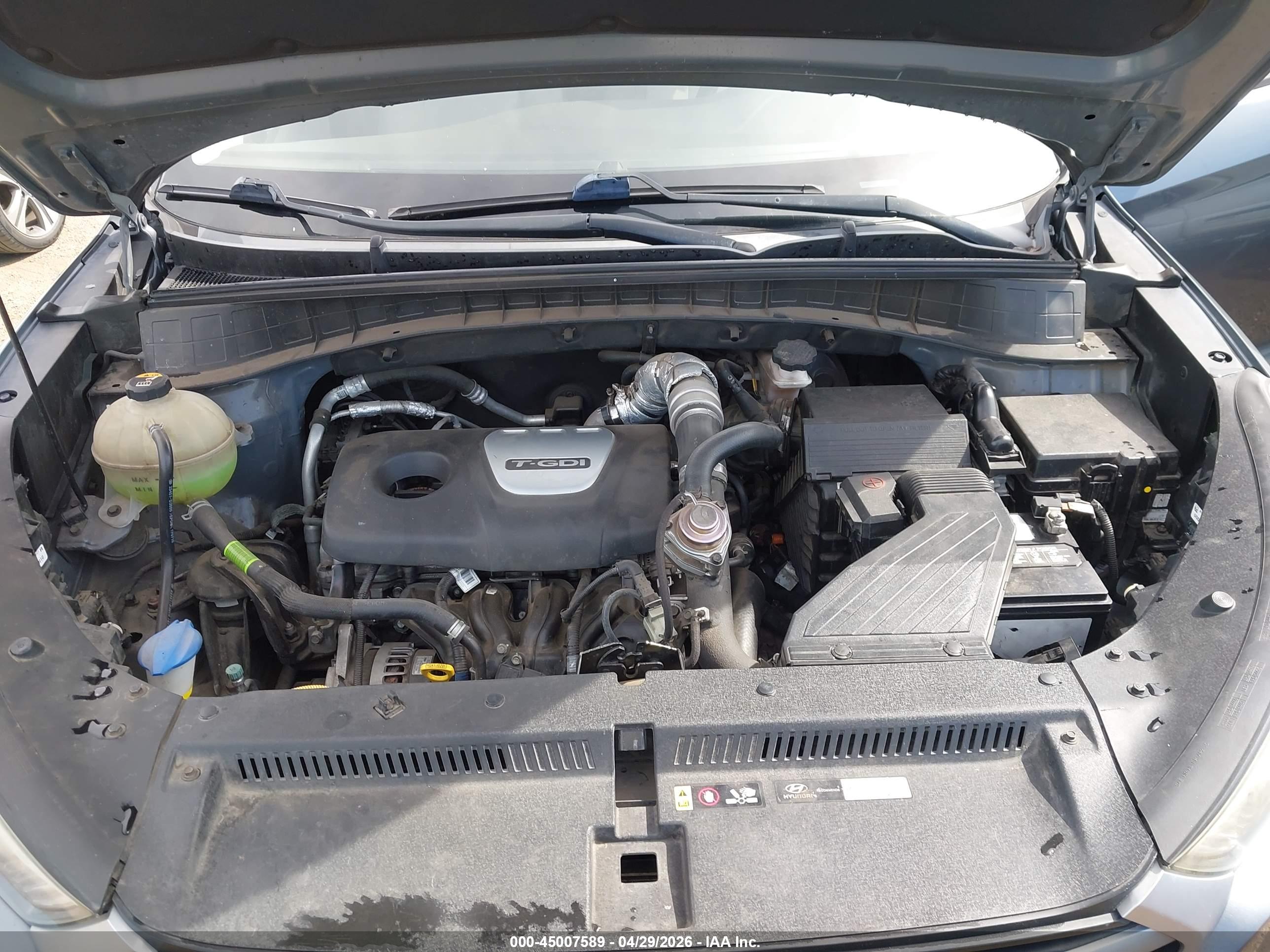 HYUNDAI TUCSON image 10