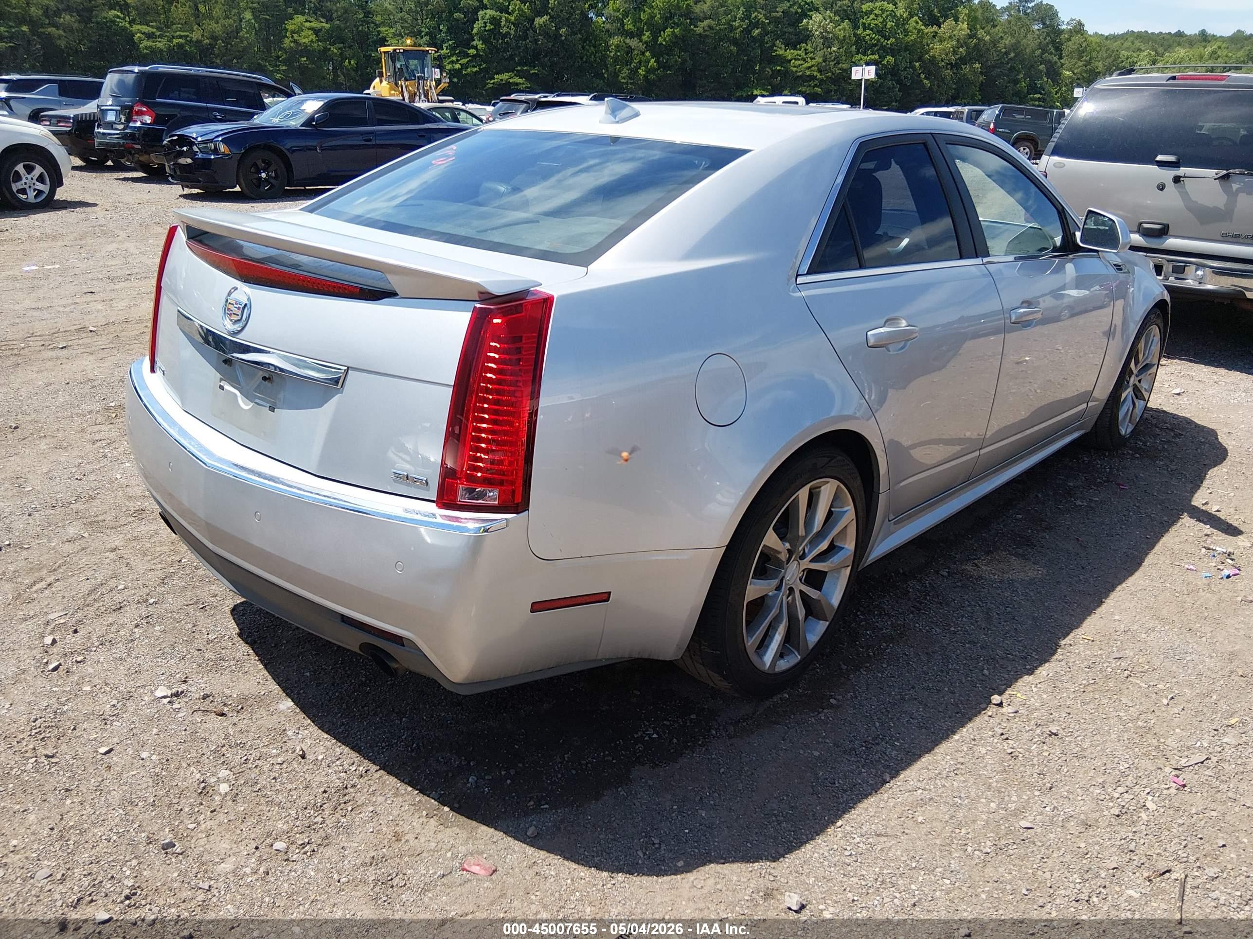 CADILLAC CTS image 4