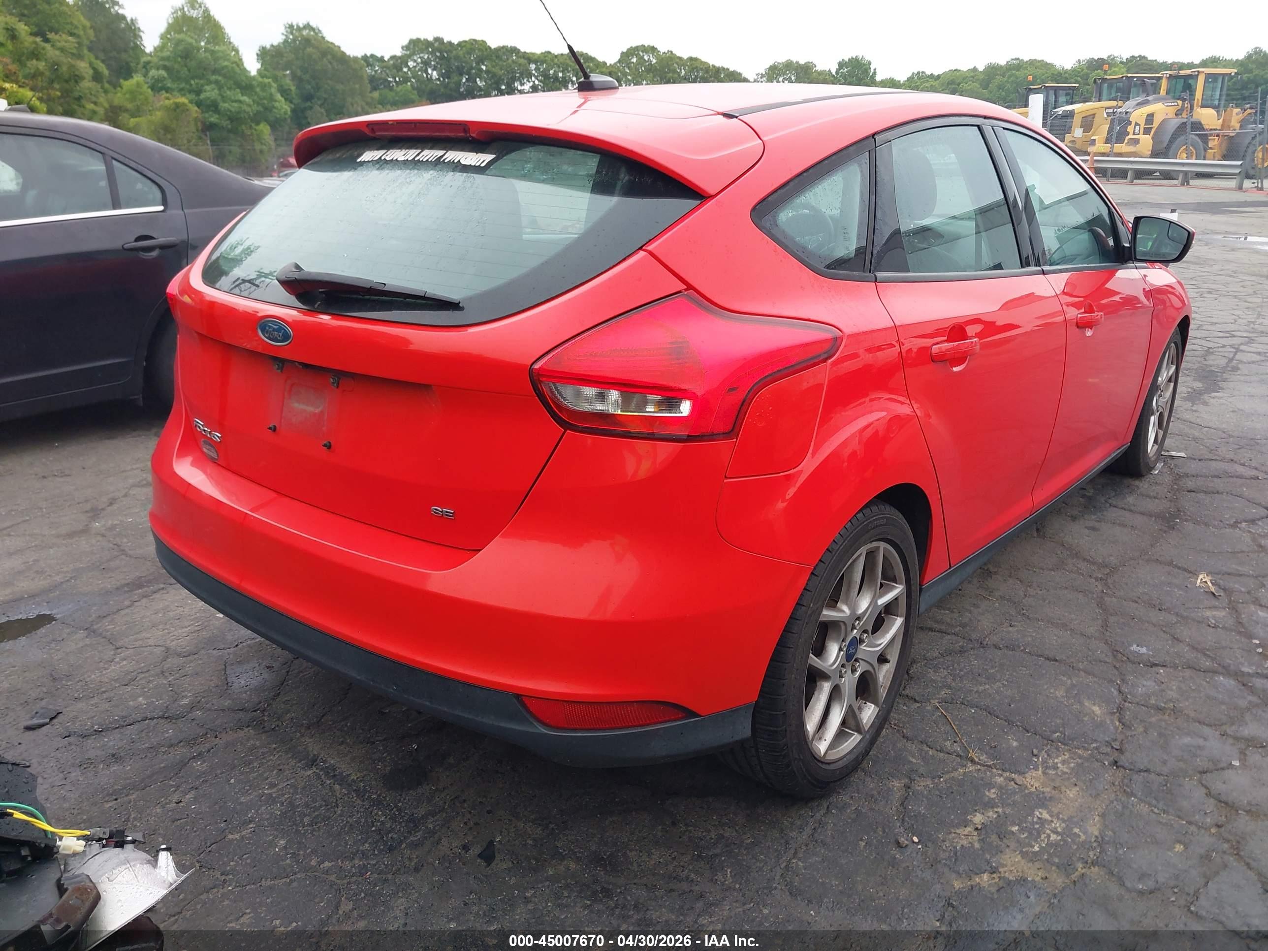 FORD FOCUS image 4