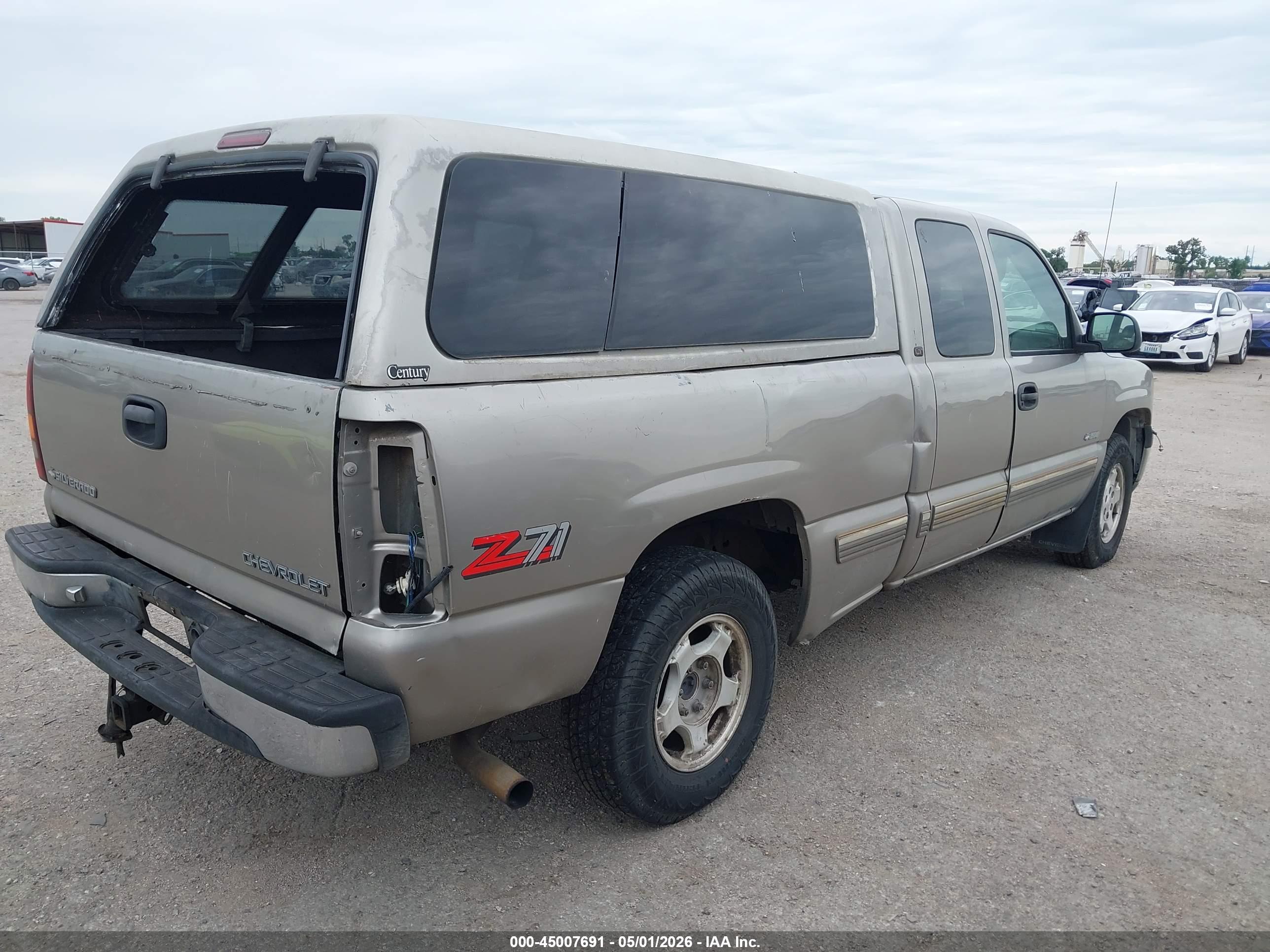 CHEVROLET SILVERADO image 4