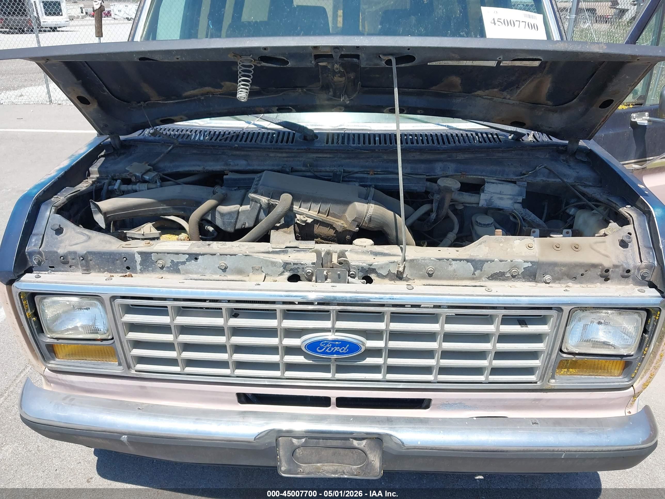 FORD ECONOLINE image 10