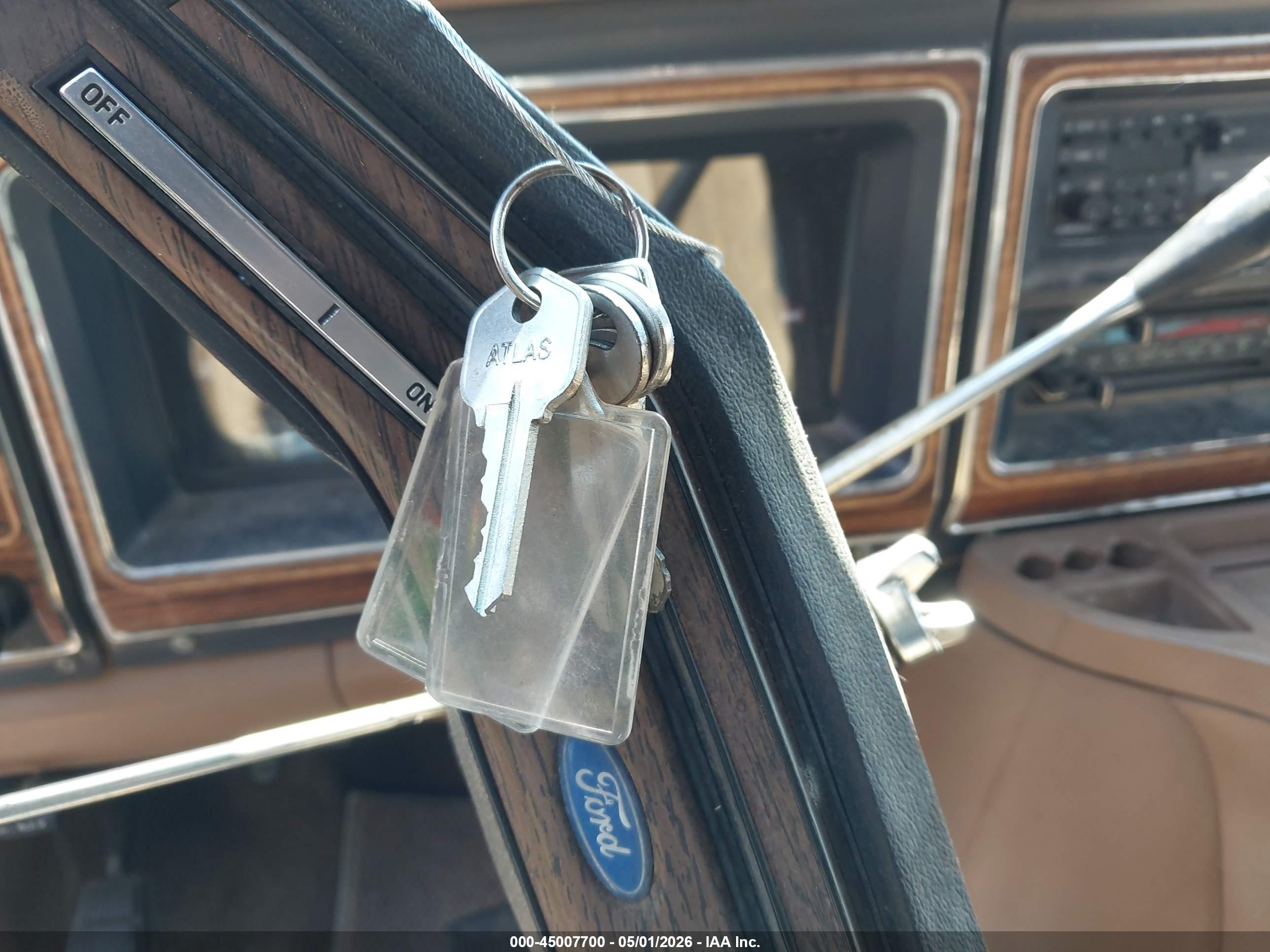 FORD ECONOLINE image 11