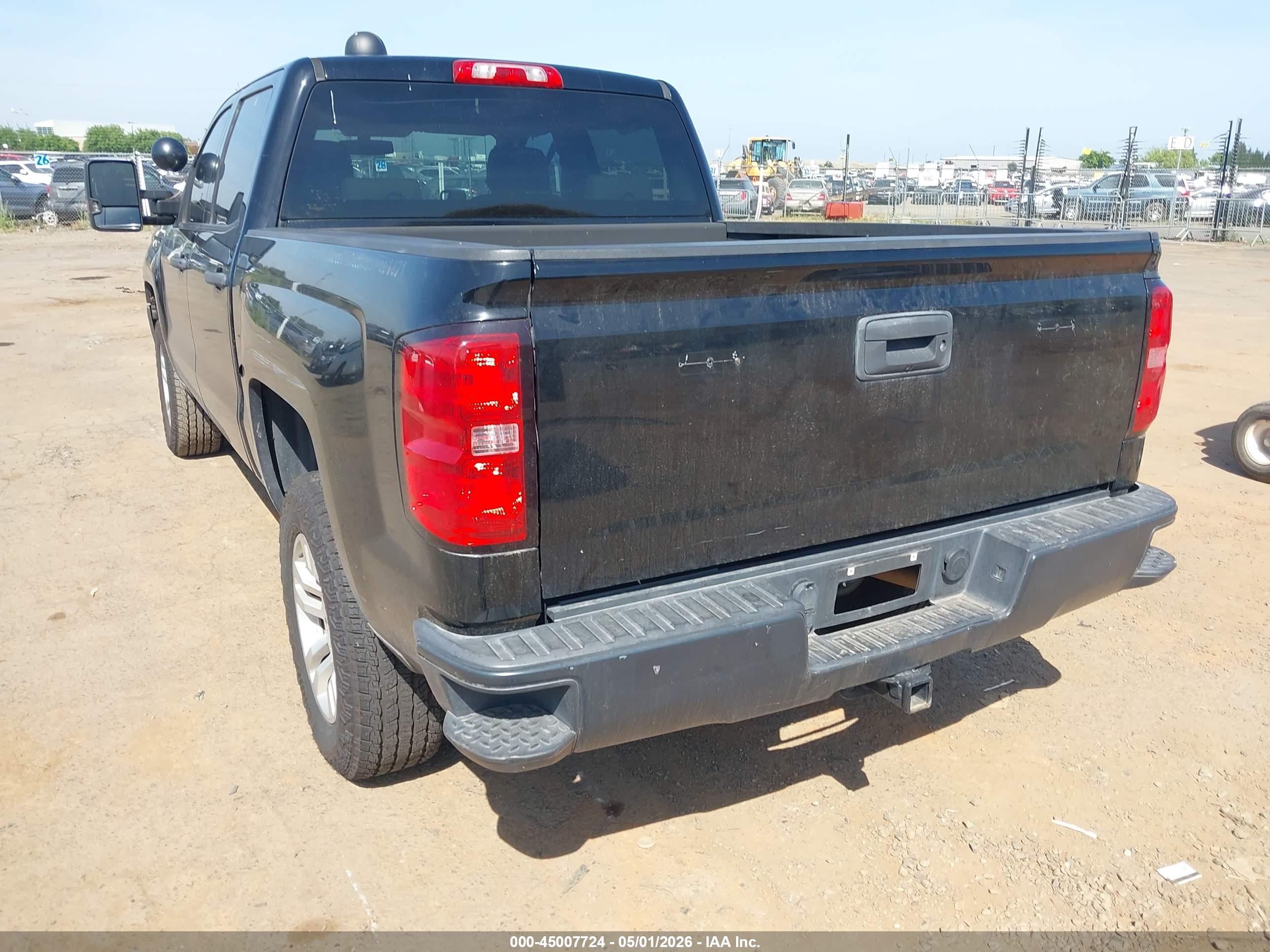 CHEVROLET SILVERADO image 3