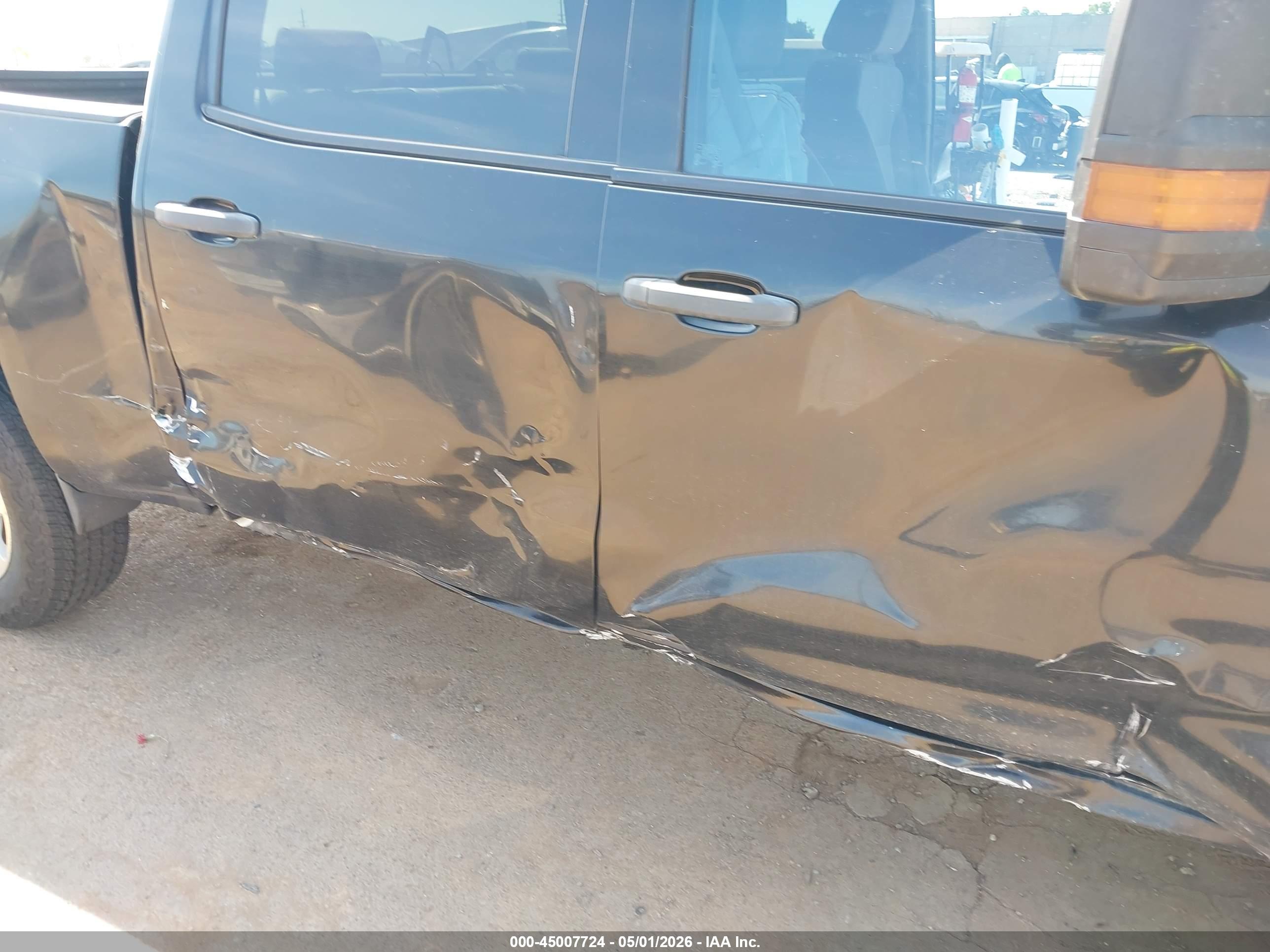CHEVROLET SILVERADO image 6