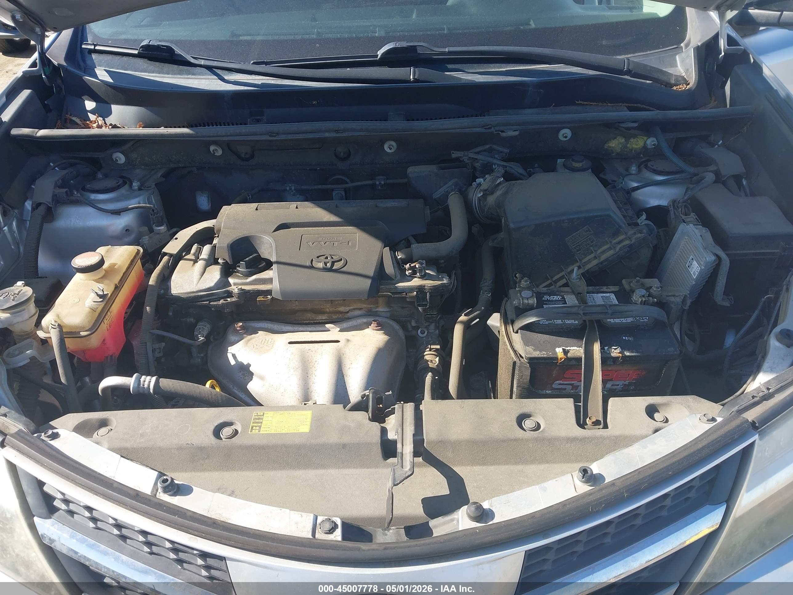 TOYOTA RAV4 image 10