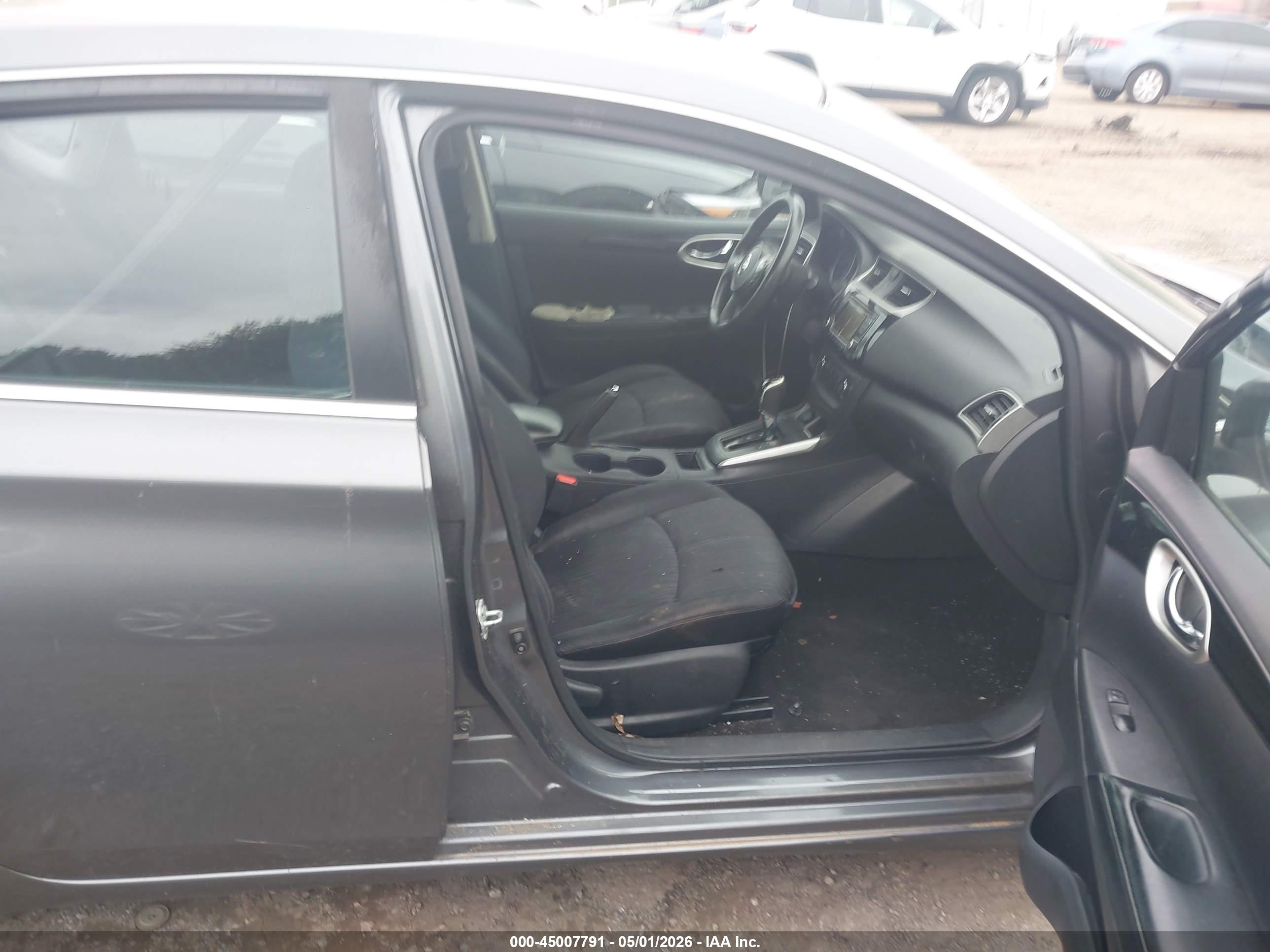 NISSAN SENTRA image 5