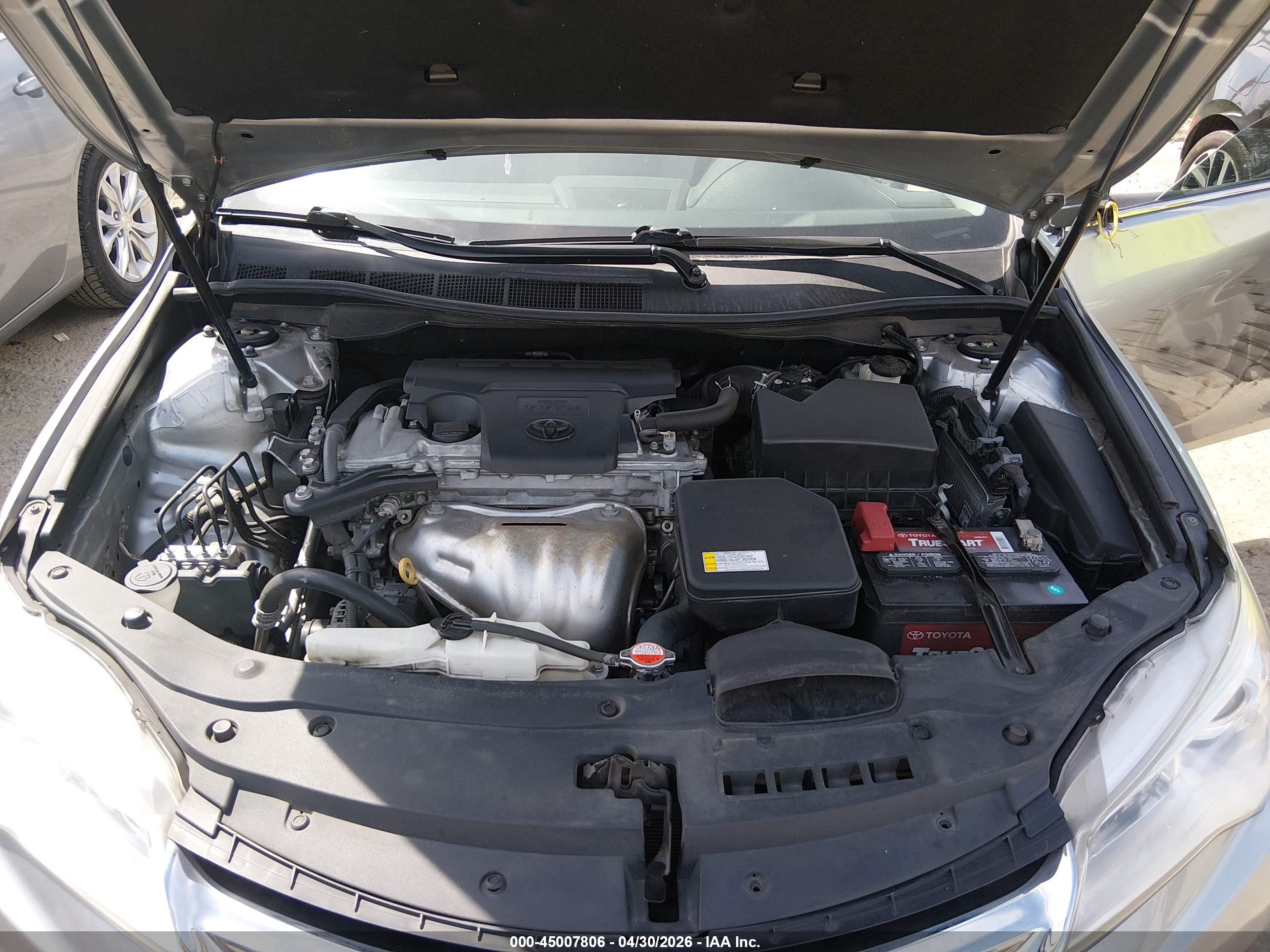 TOYOTA CAMRY image 10