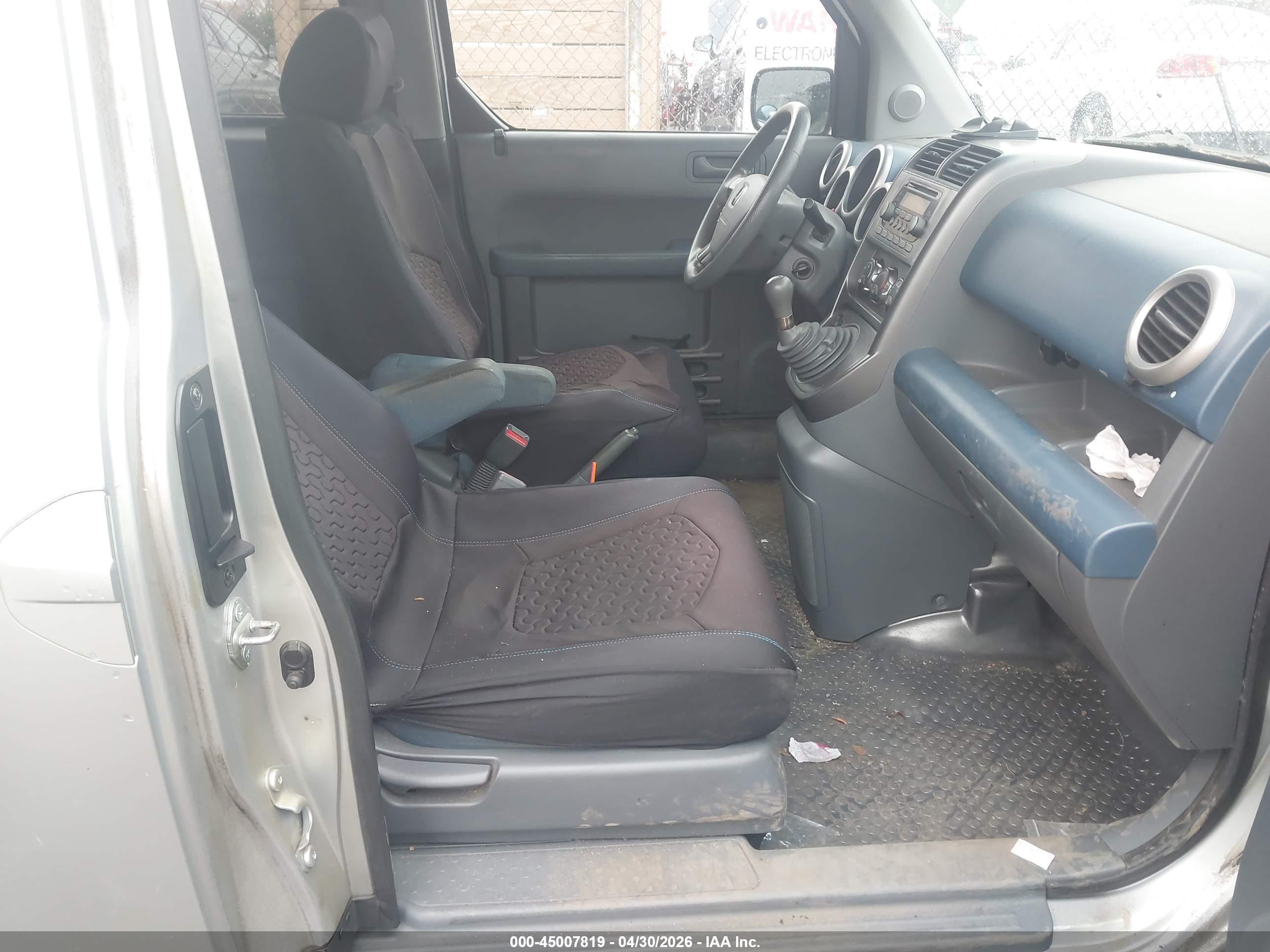 HONDA ELEMENT image 5
