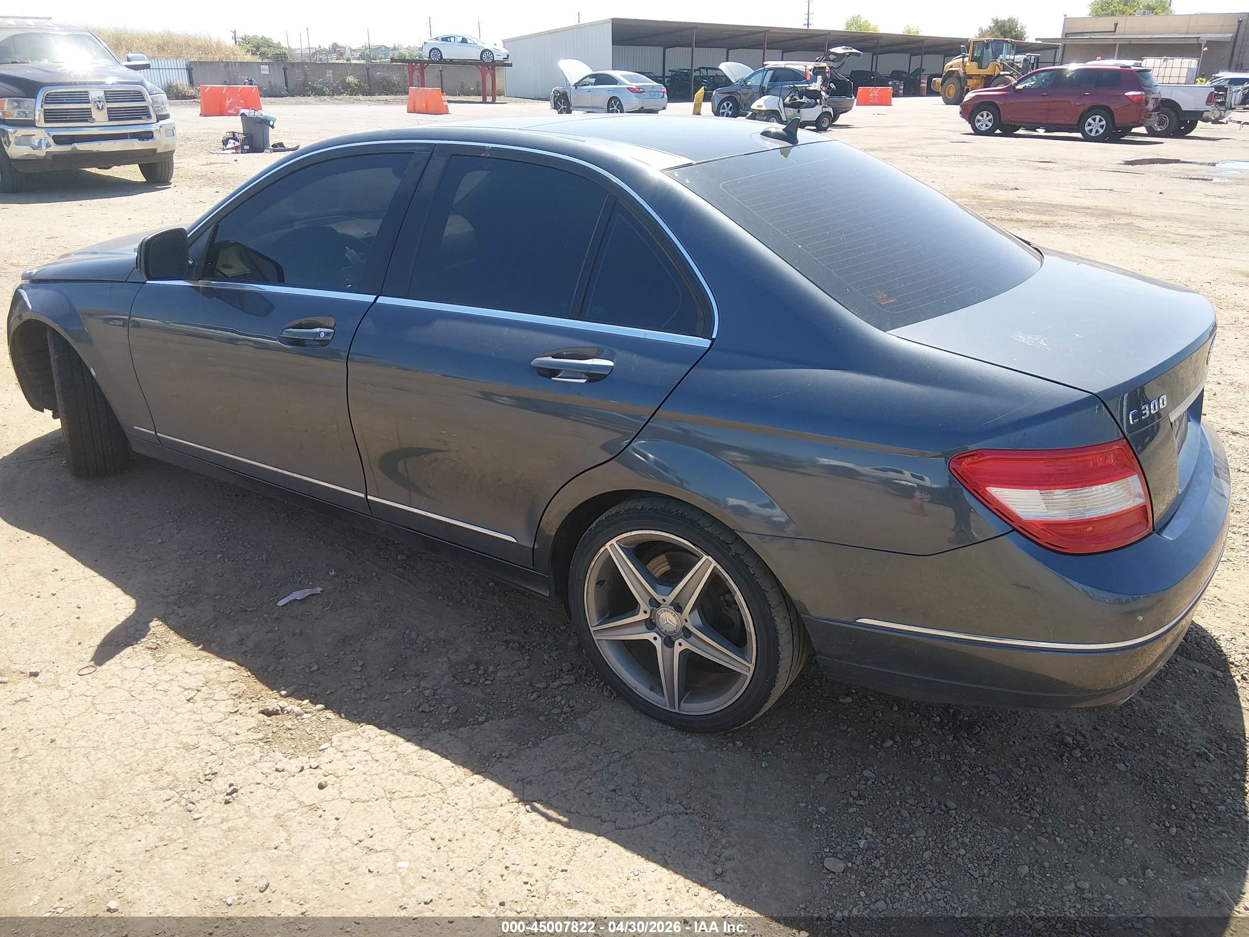 MERCEDES-BENZ C image 3