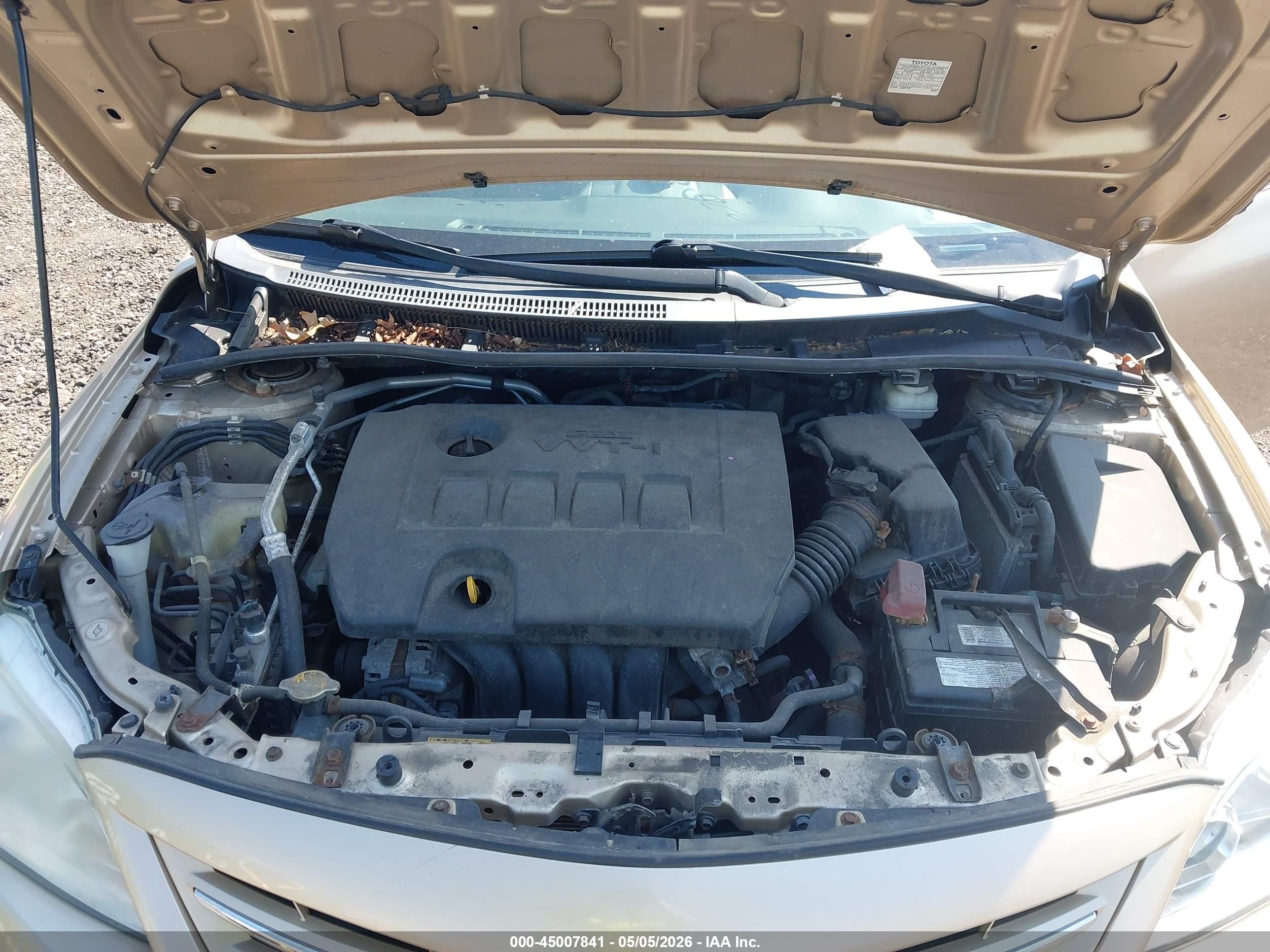 TOYOTA COROLLA image 10