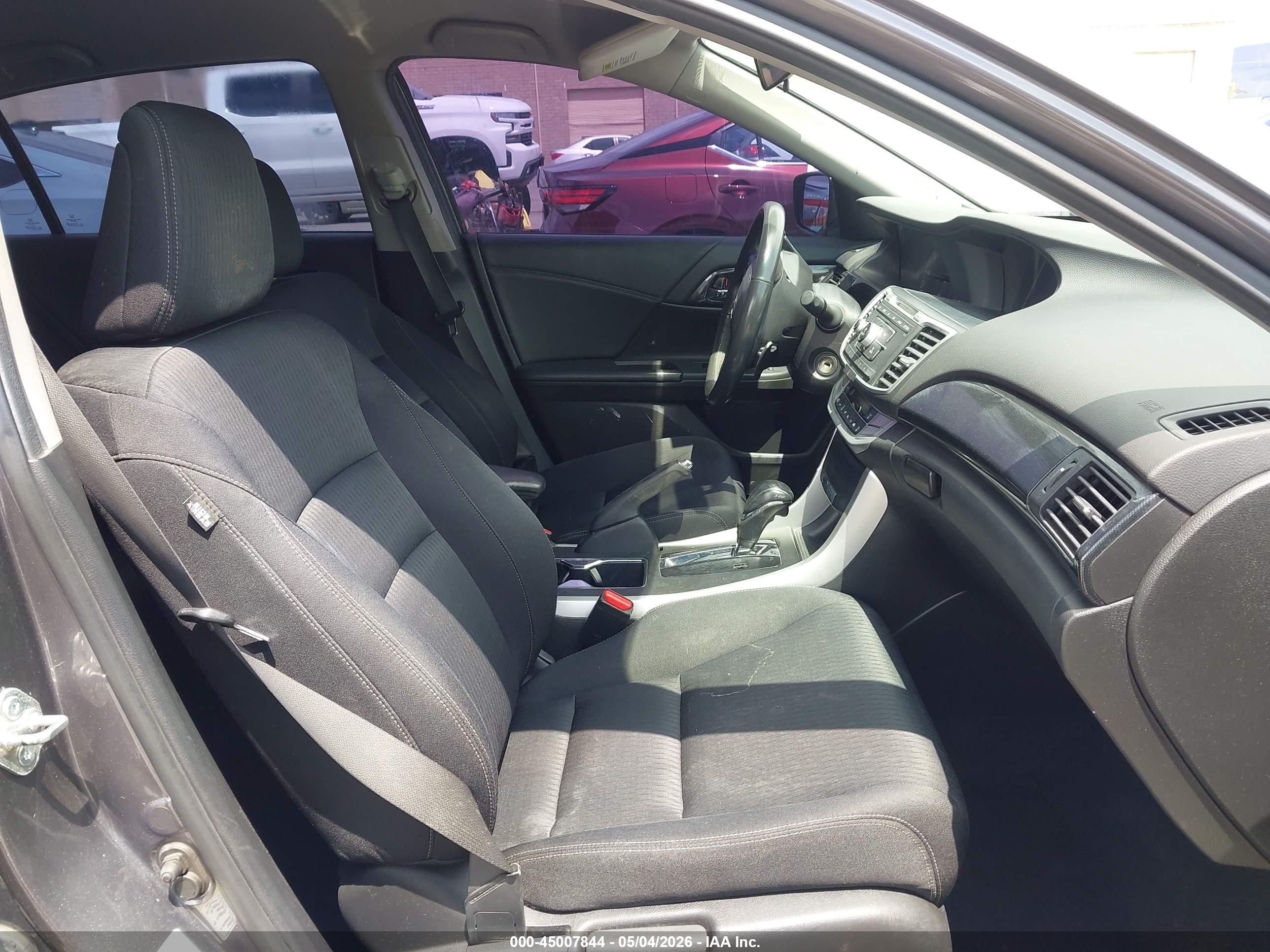 HONDA ACCORD image 5