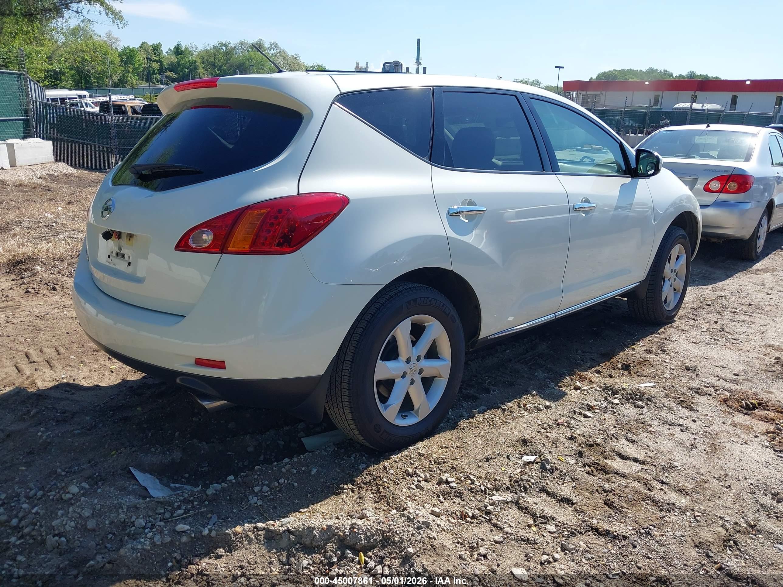 NISSAN MURANO image 4