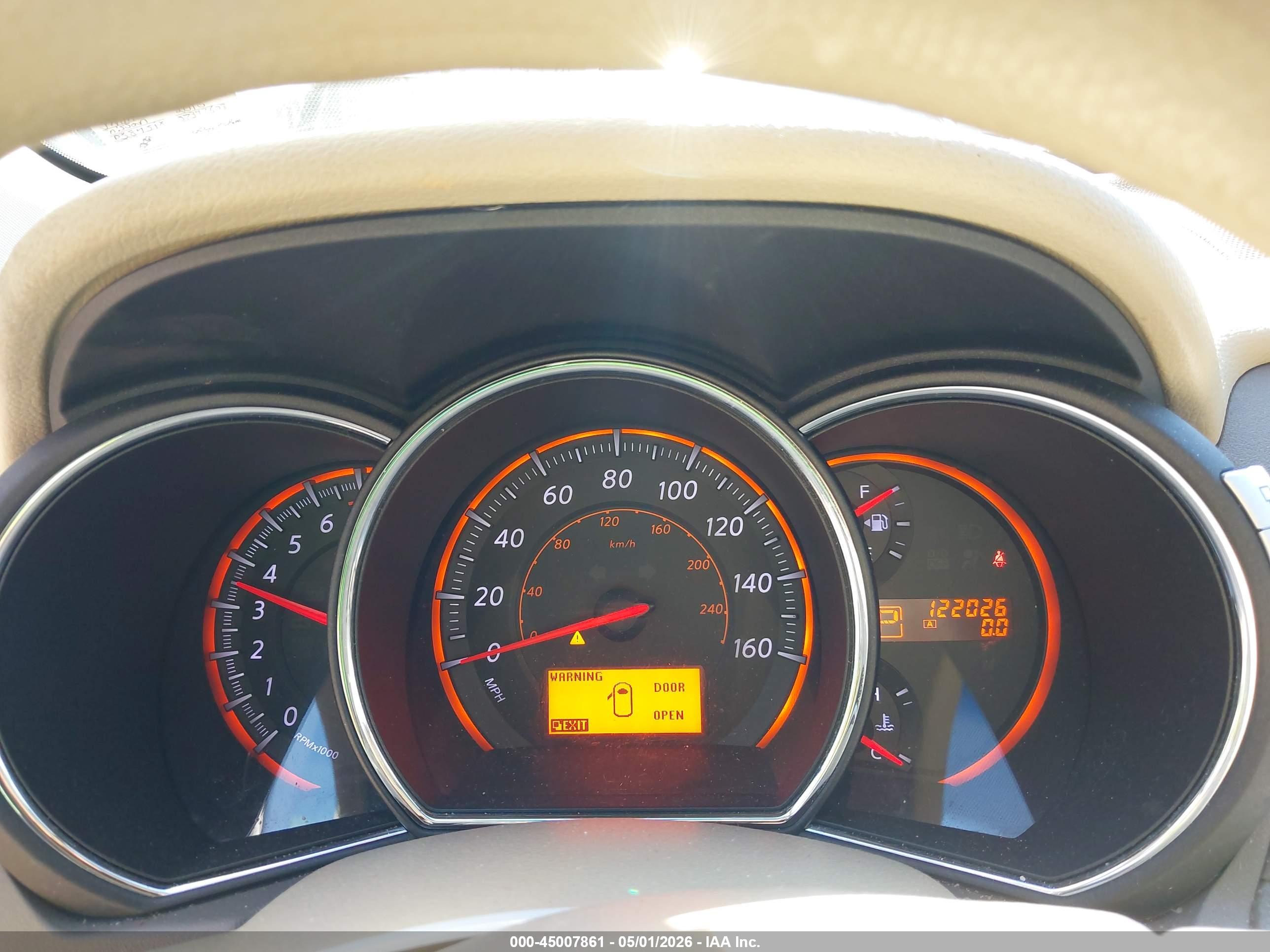NISSAN MURANO image 7