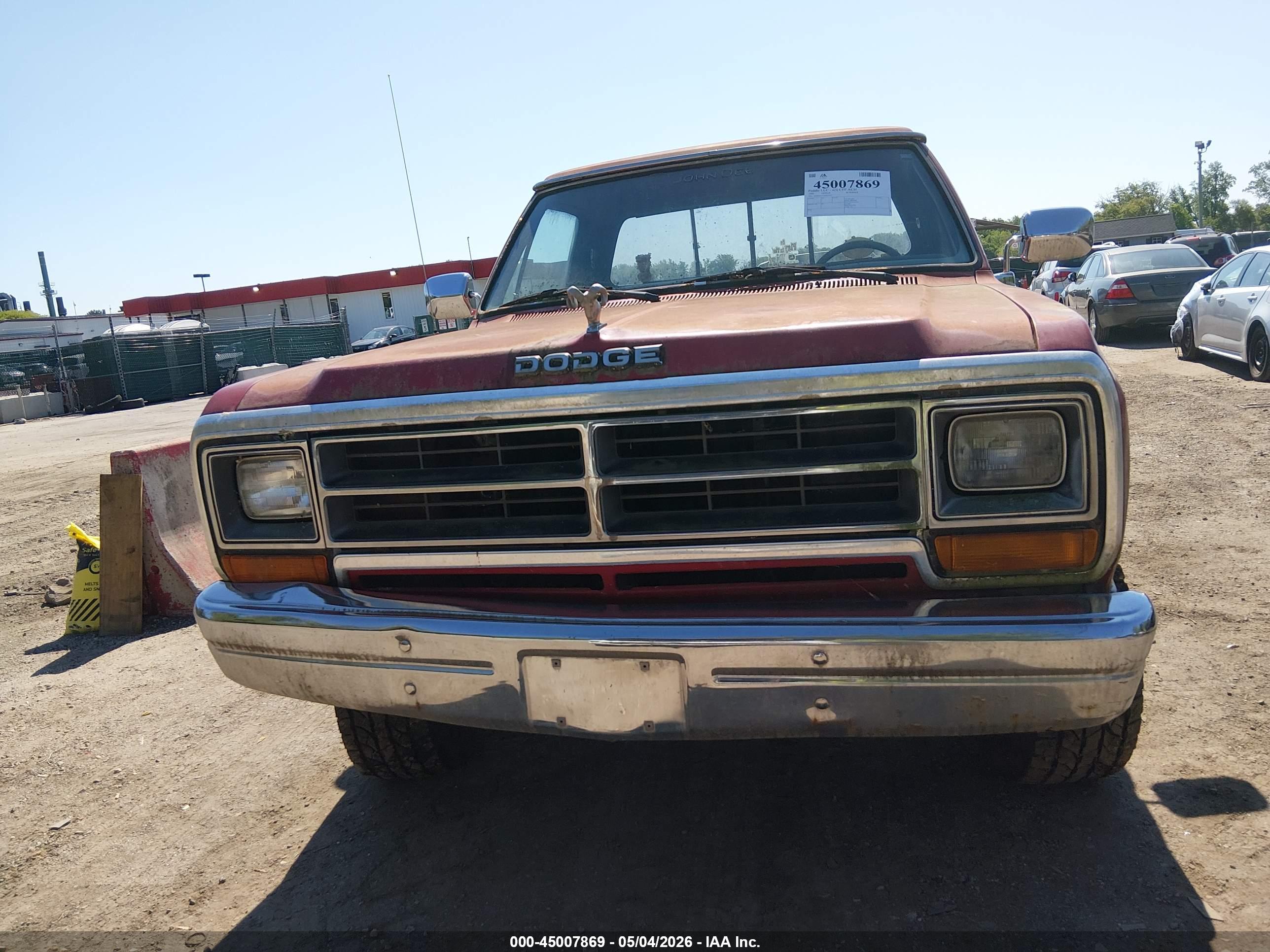 DODGE W-SERIES image 6