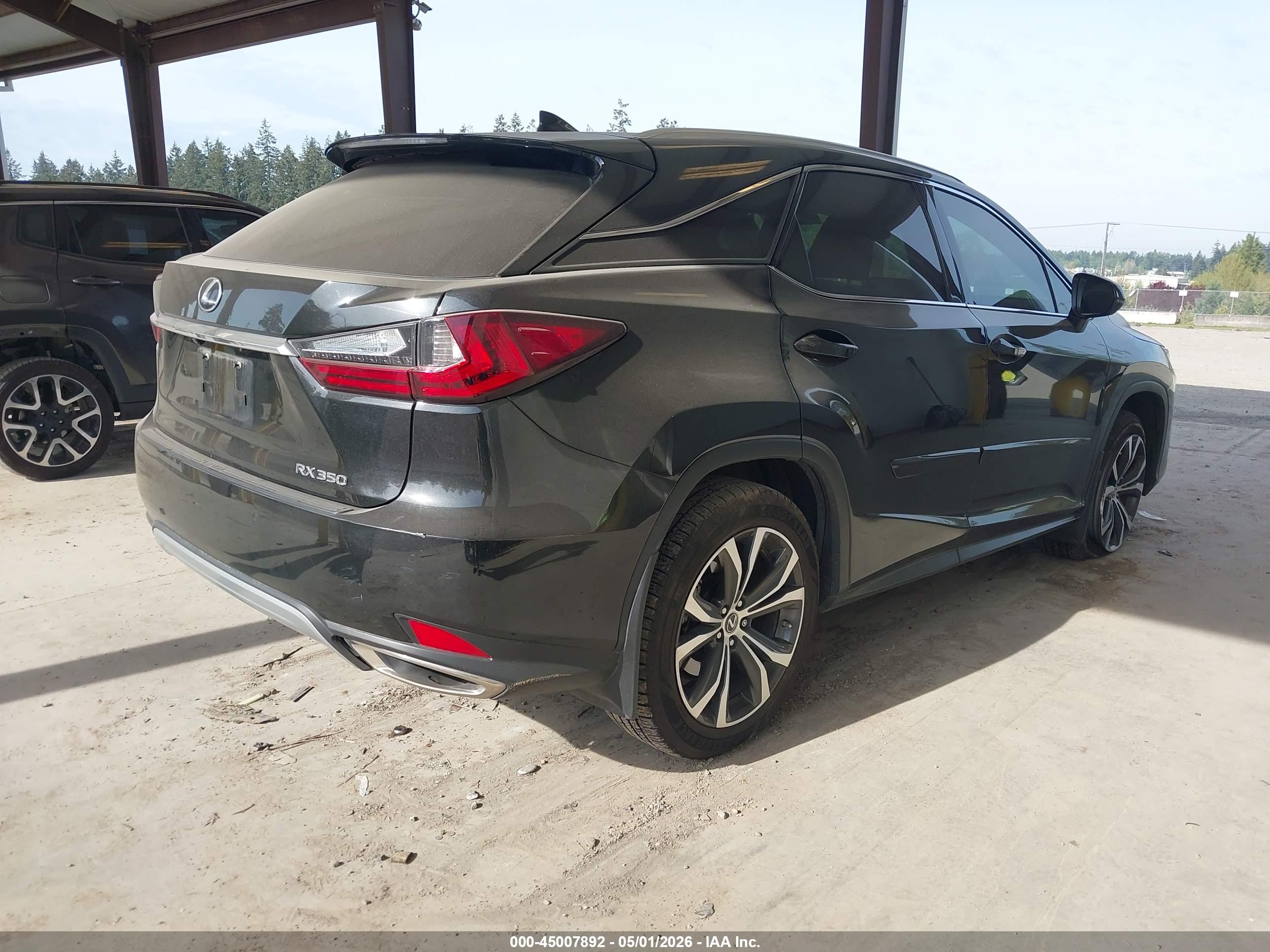 LEXUS RX image 4