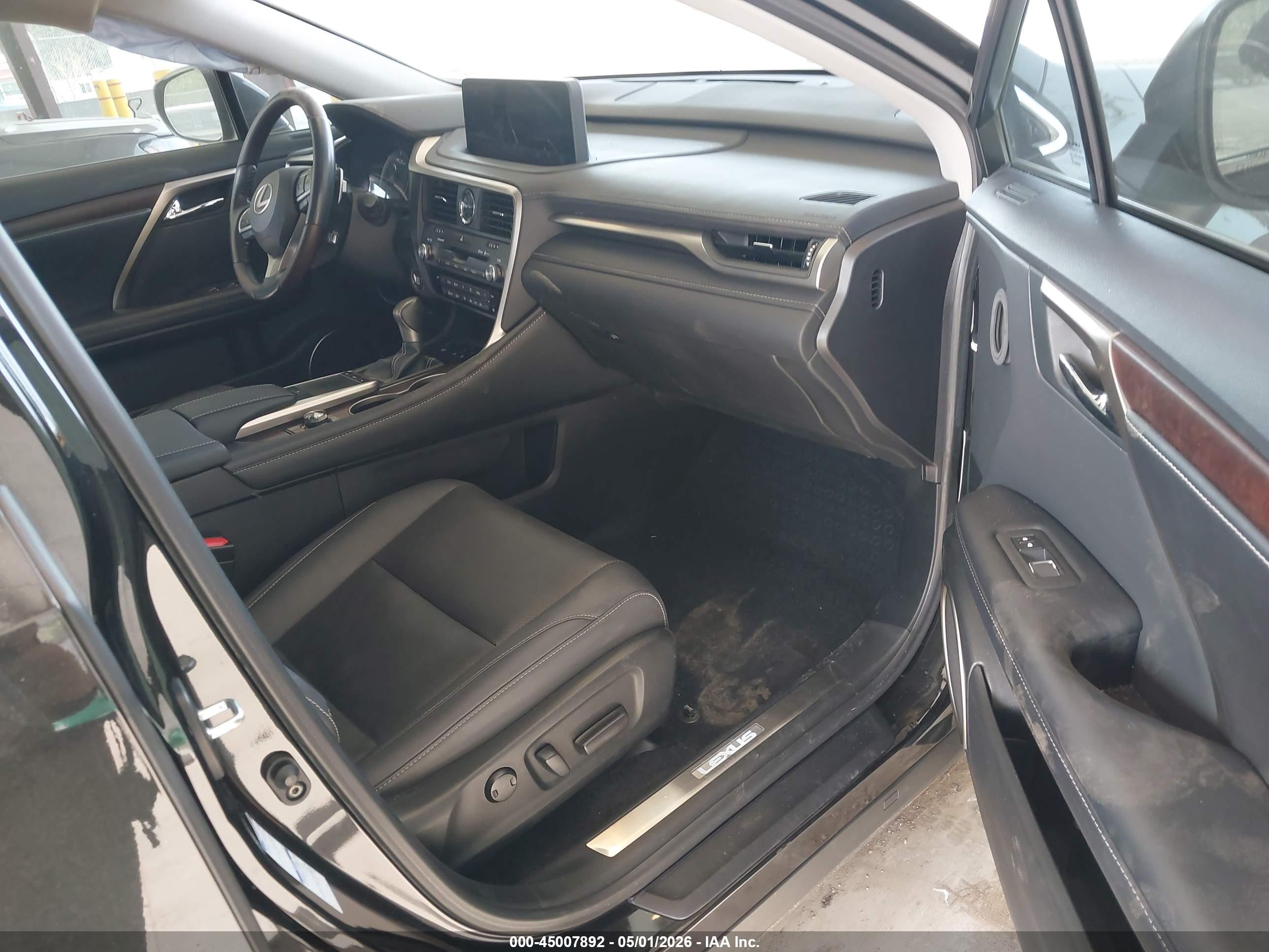 LEXUS RX image 5