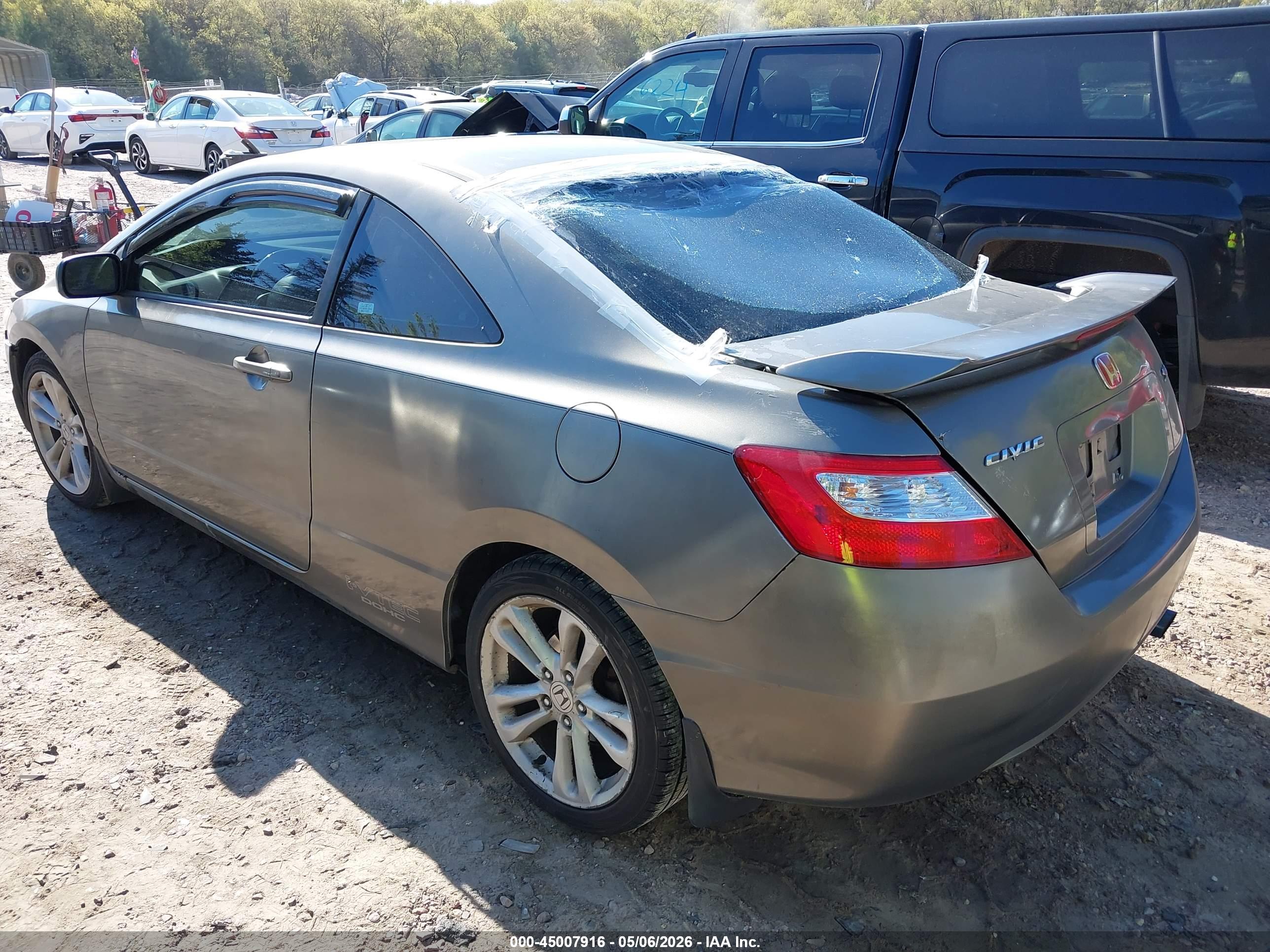HONDA CIVIC image 3